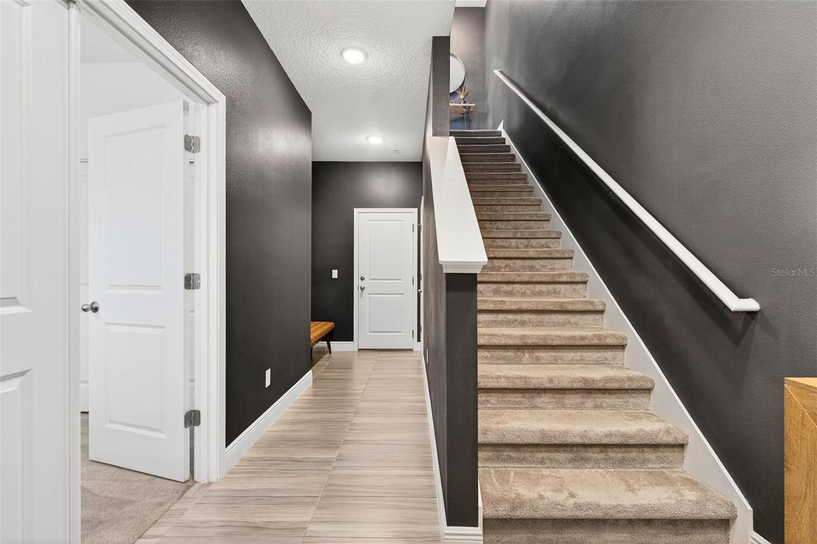 Image 4 of 39 For 427 Diamond Dove Cove