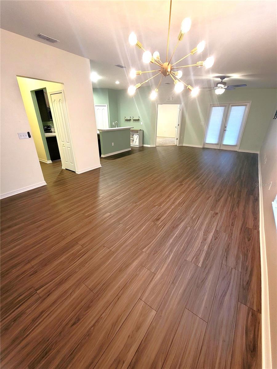 Image 8 of 27 For 300 Arbuthnot Street