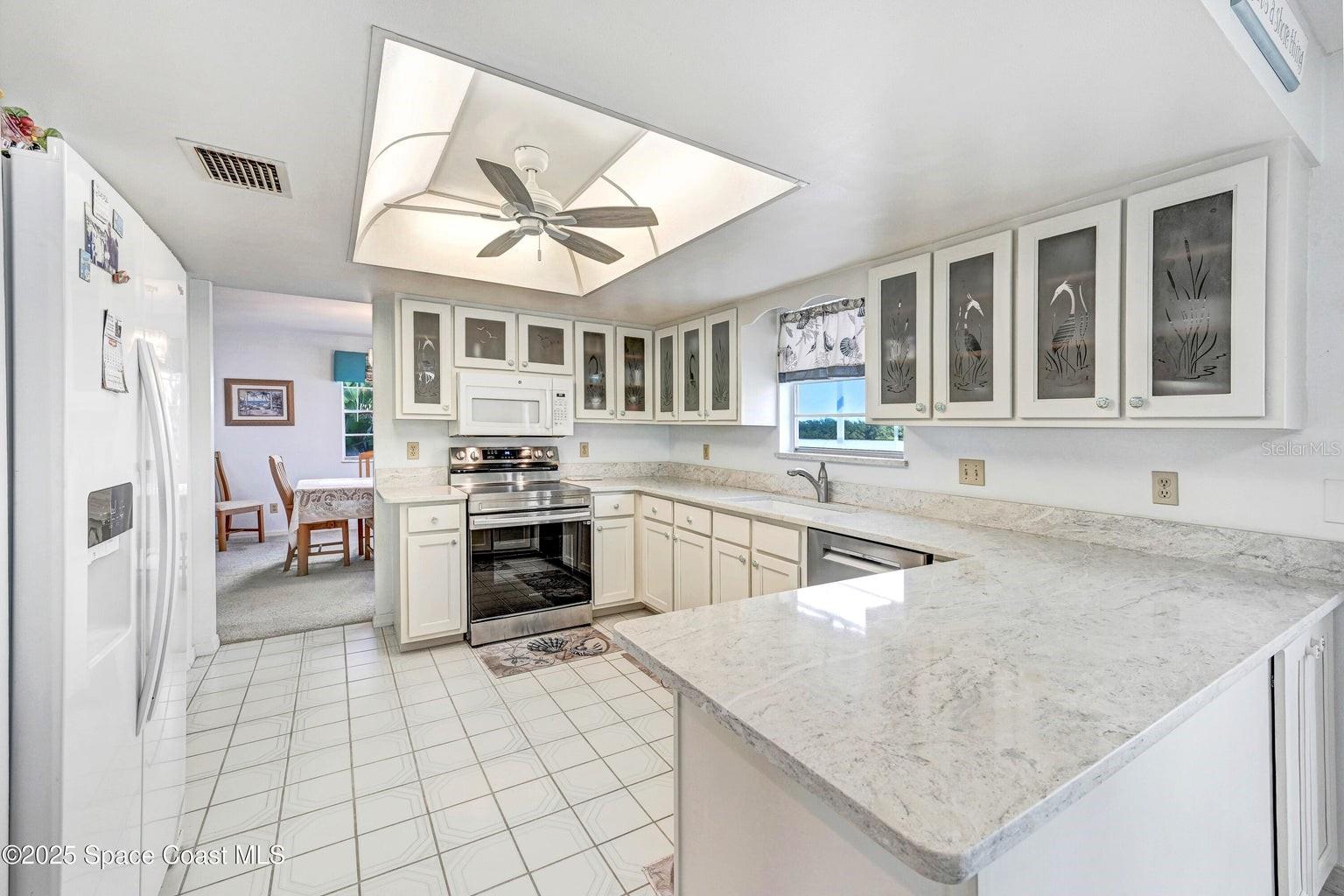 Image 4 of 53 For 1440 Sykes Creek Drive