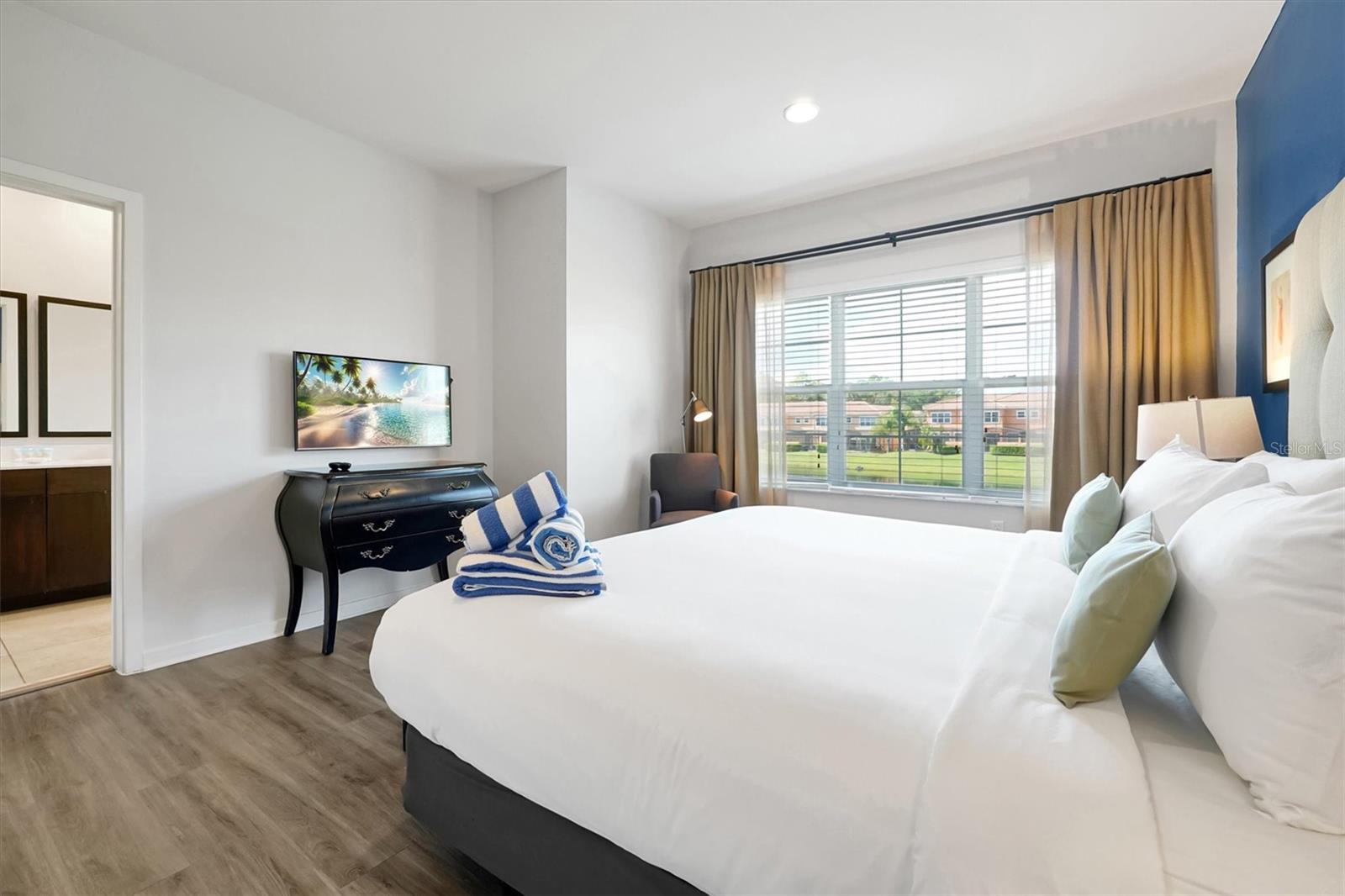 Image 24 of 64 For 2622 Bugatti Court