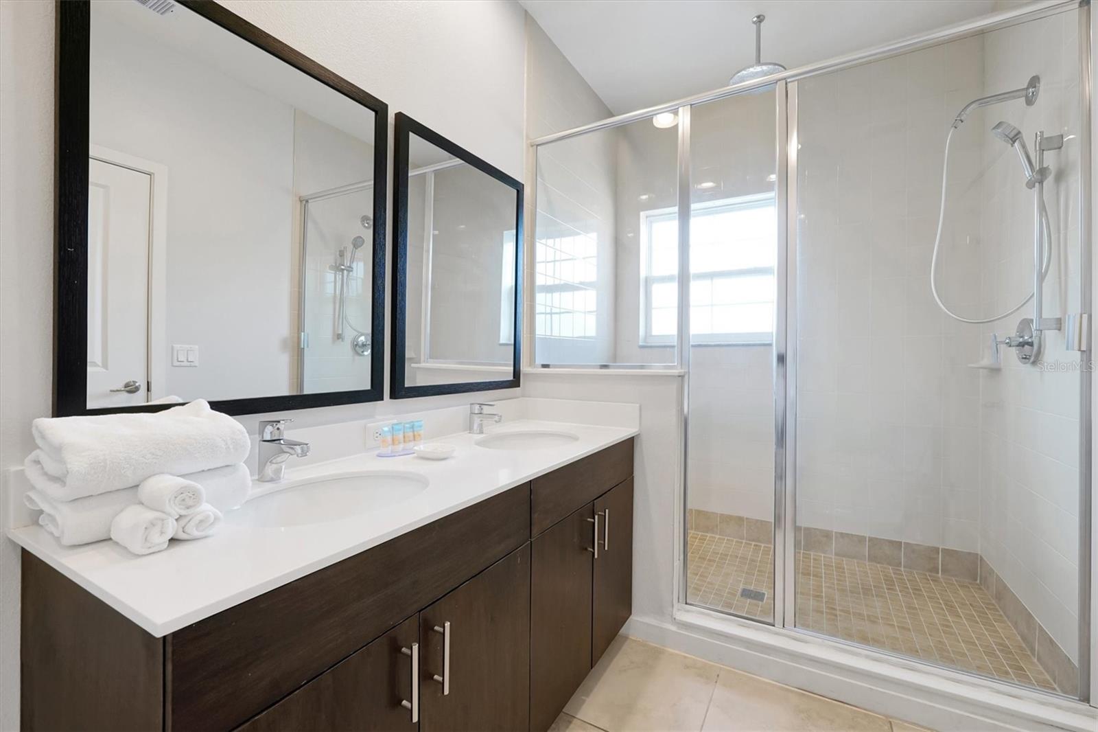 Image 26 of 64 For 2622 Bugatti Court