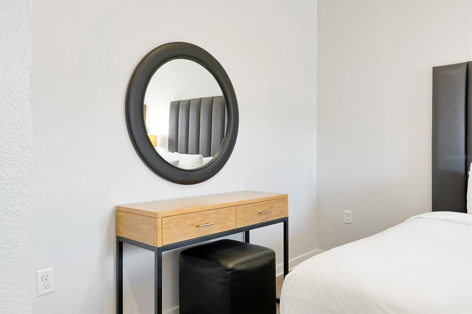 Image 31 of 64 For 2622 Bugatti Court