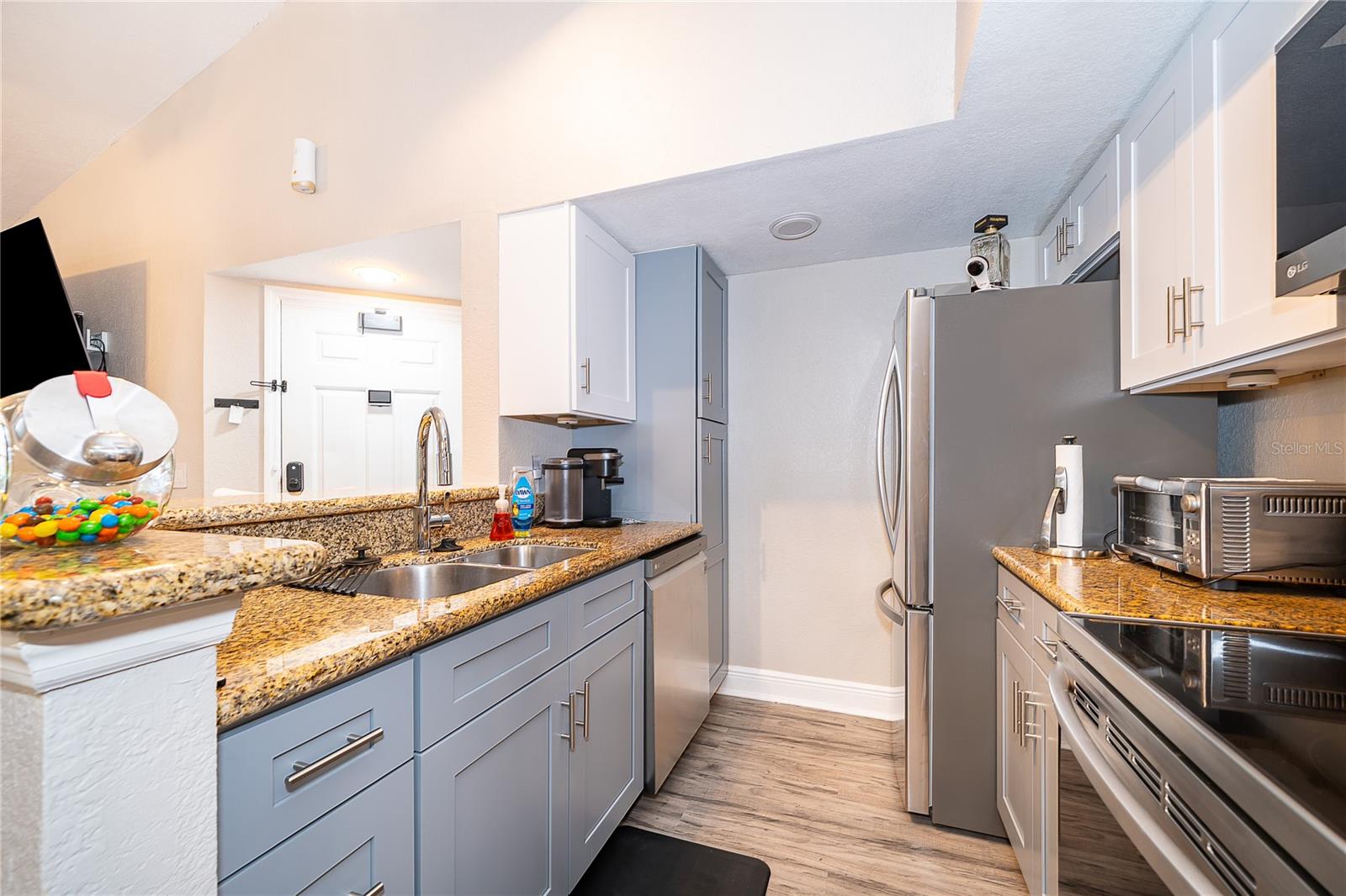 Image 12 of 23 For 5140 Conroy Road 38