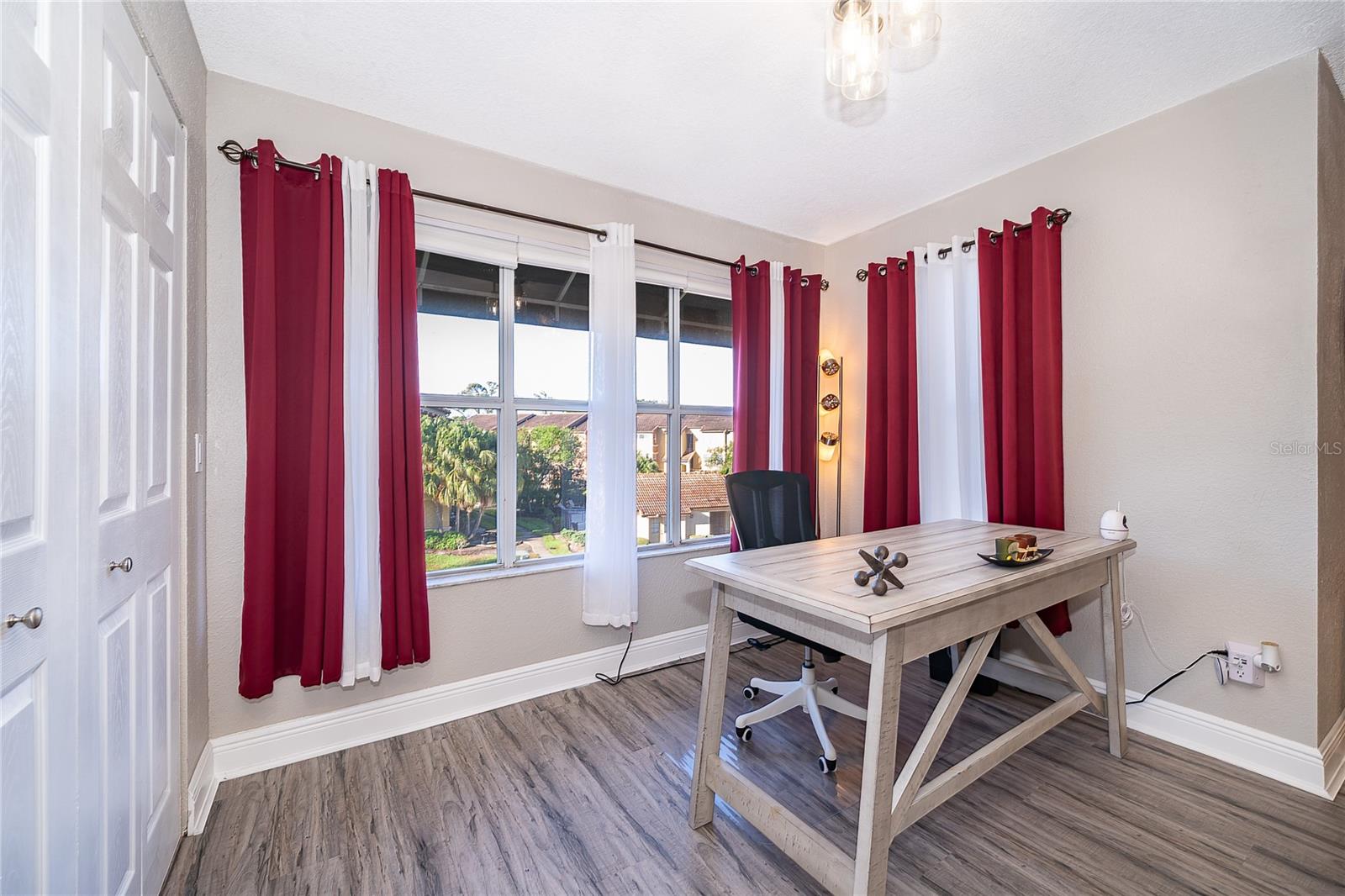 Image 14 of 23 For 5140 Conroy Road 38