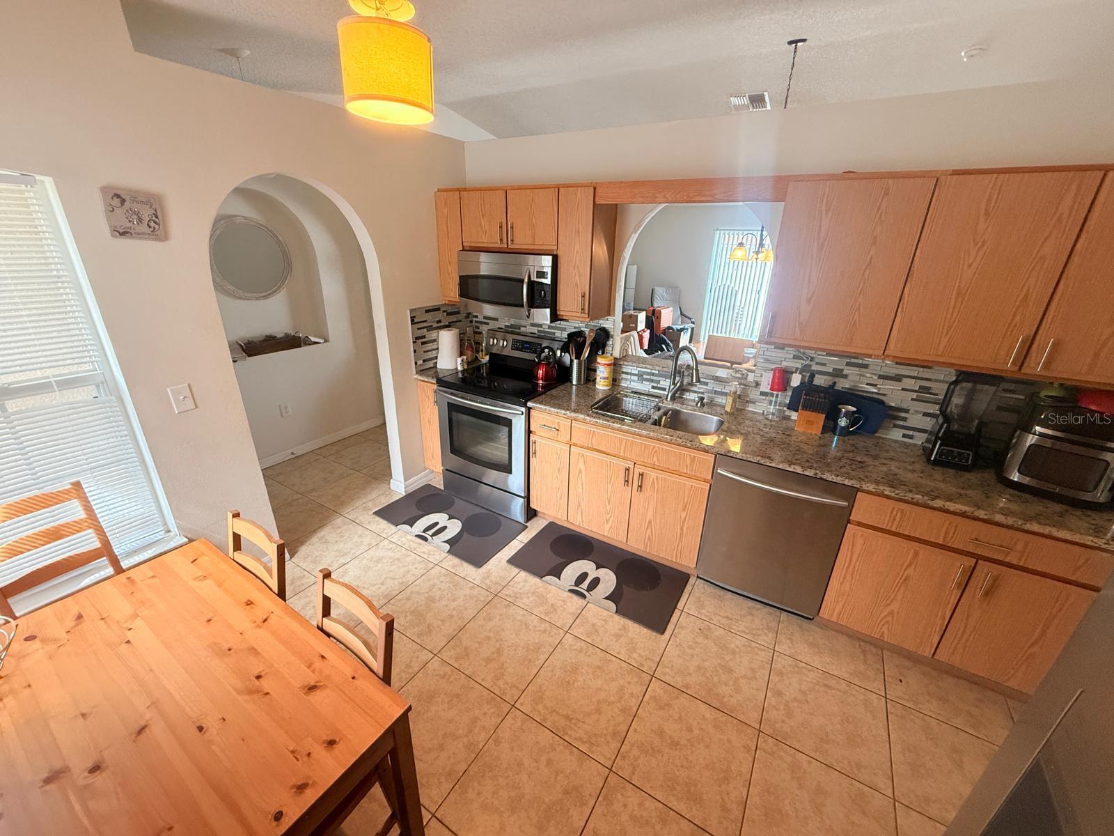 Image 10 of 38 For 50989 Highway 27  284