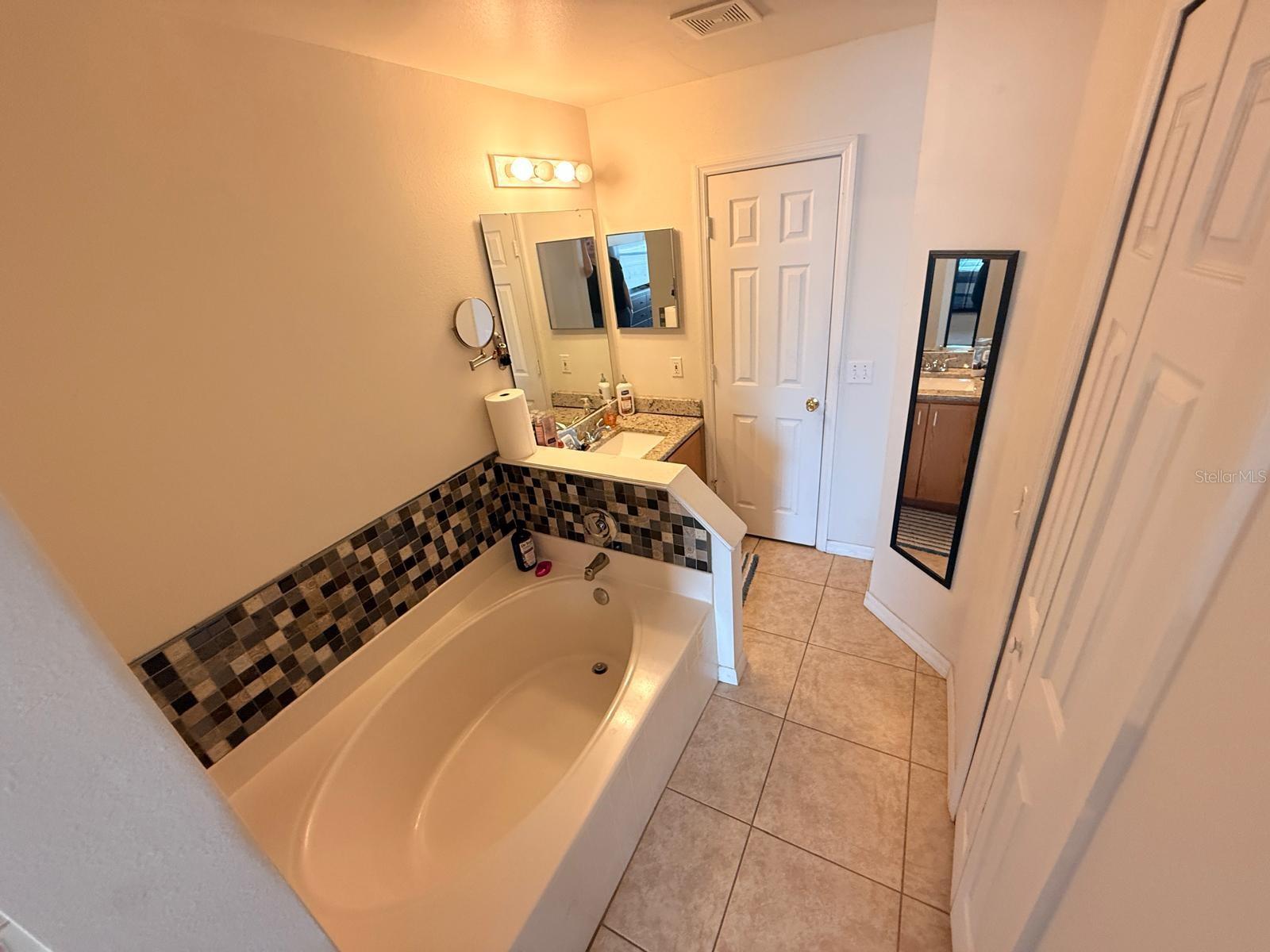 Image 21 of 38 For 50989 Highway 27  284