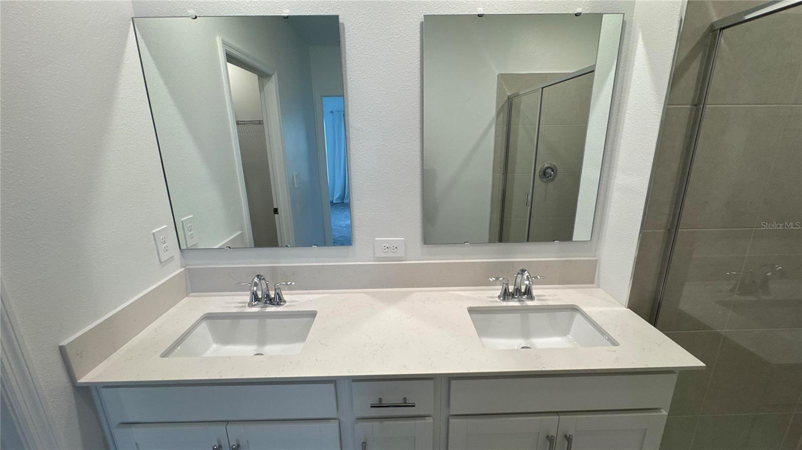 Image 11 of 20 For 2737 Armstrong Avenue