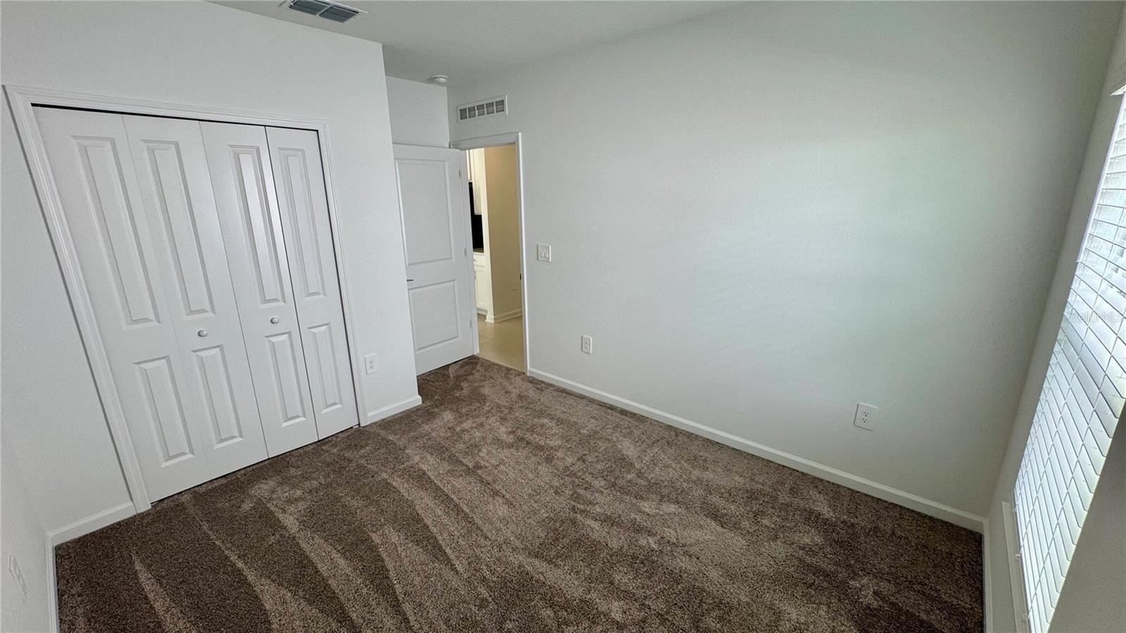 Image 16 of 20 For 2737 Armstrong Avenue