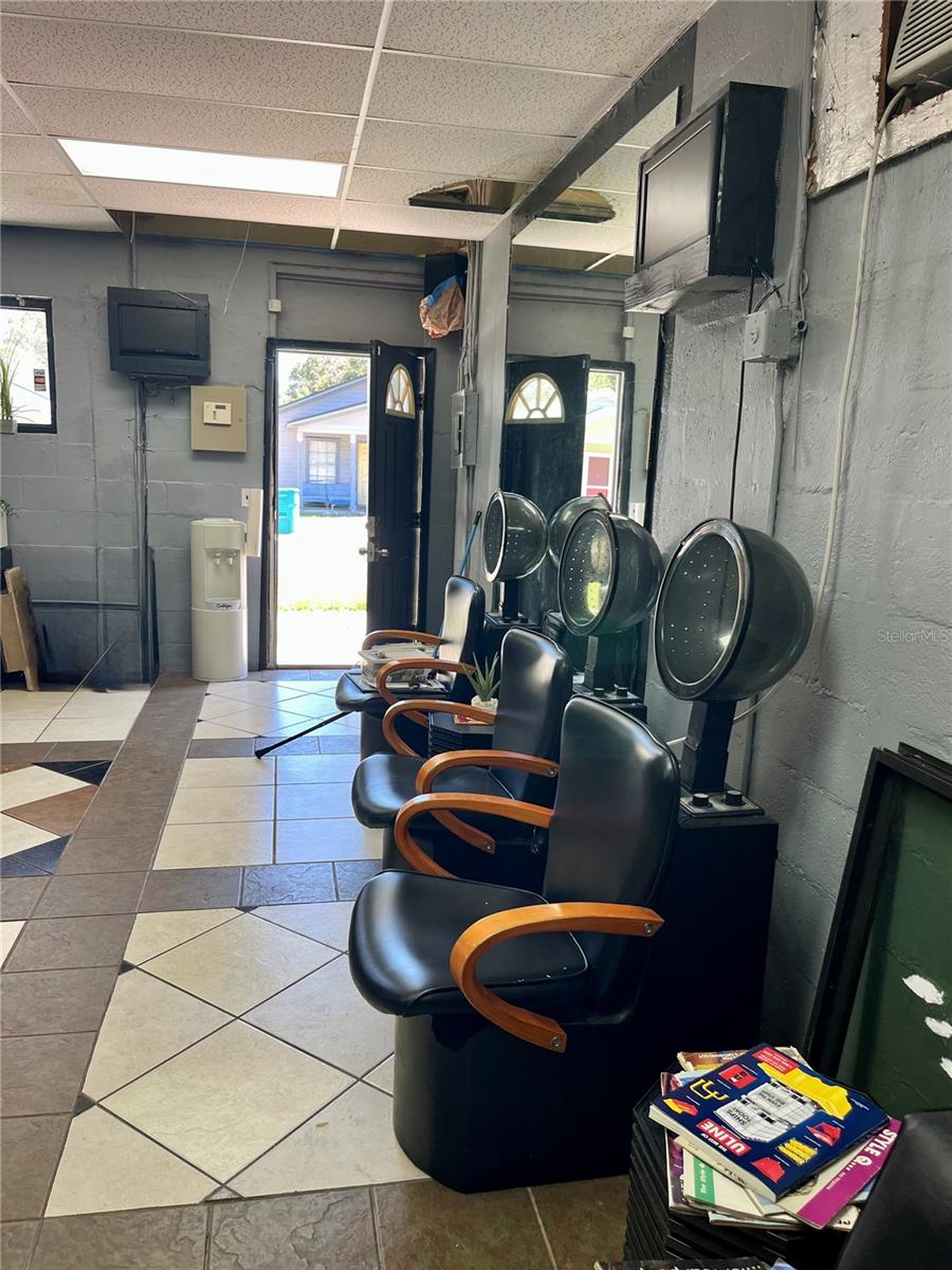 Image 10 of 11 For 300 Westmoreland Drive