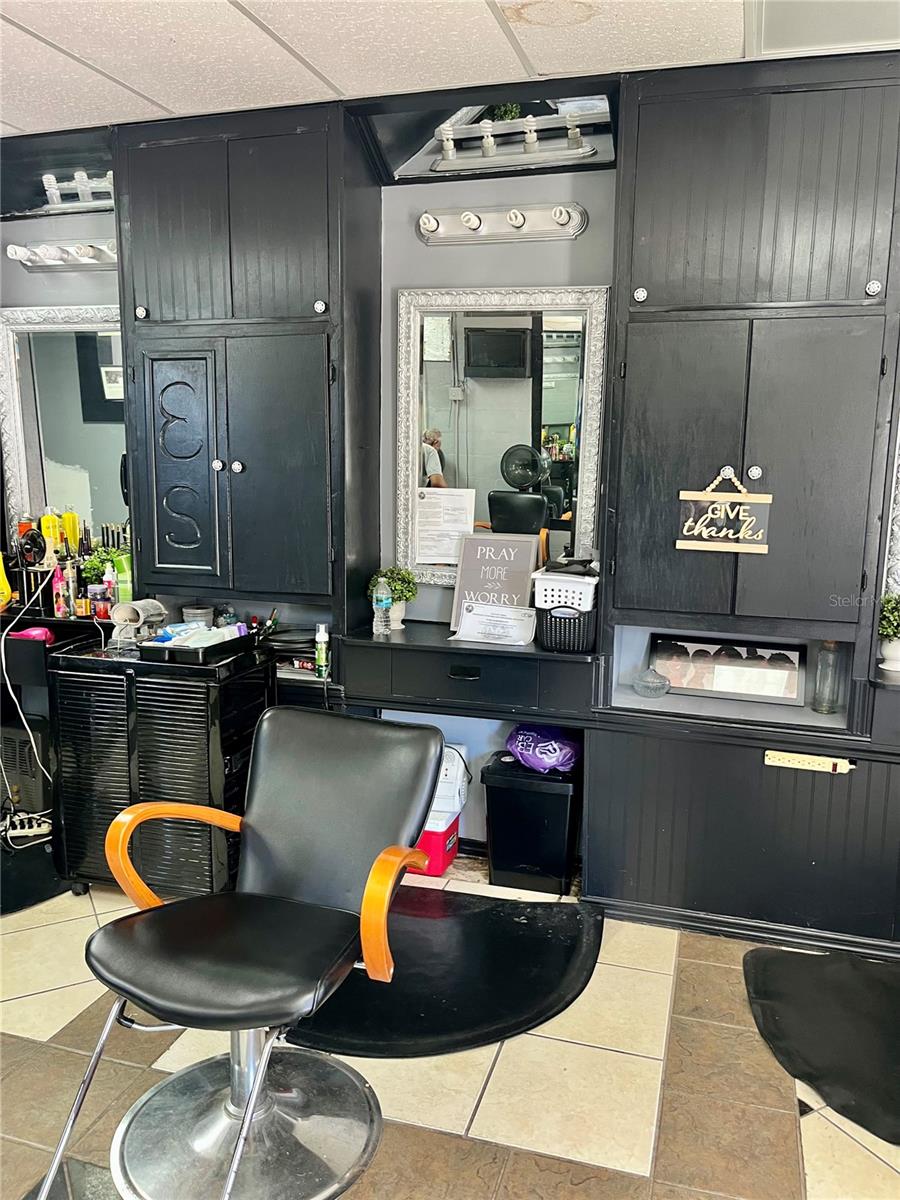 Image 8 of 11 For 300 Westmoreland Drive