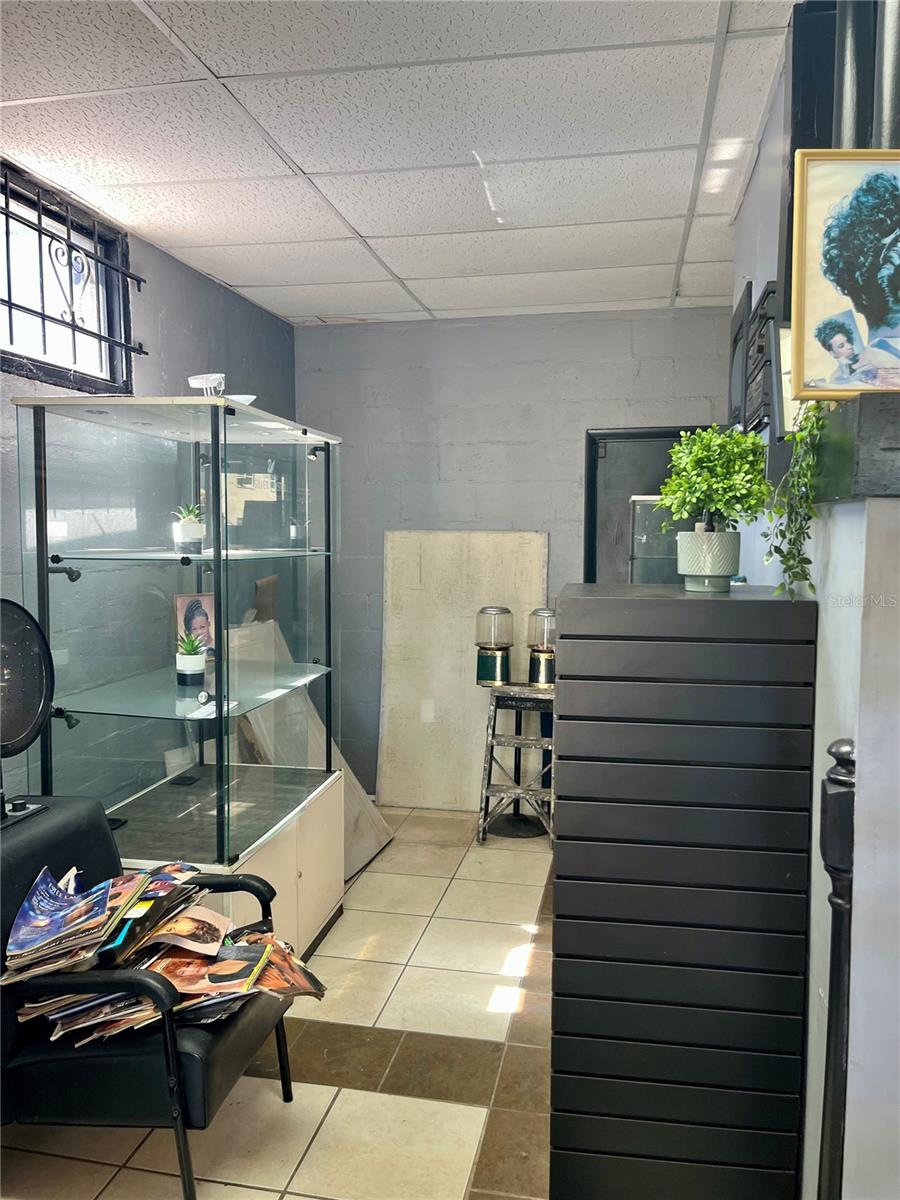 Image 9 of 11 For 300 Westmoreland Drive