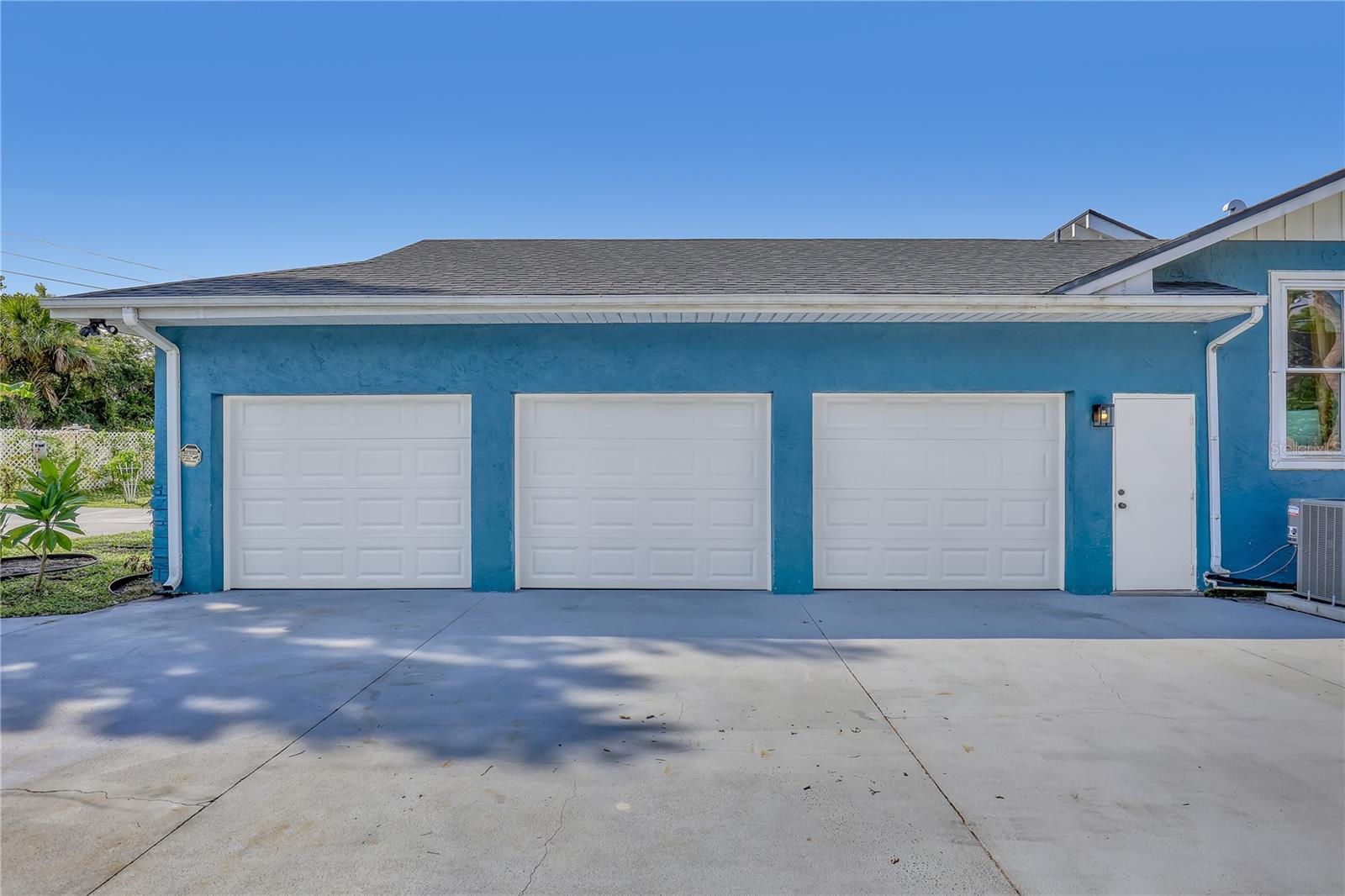 Image 11 of 74 For 470 Carpenter Road