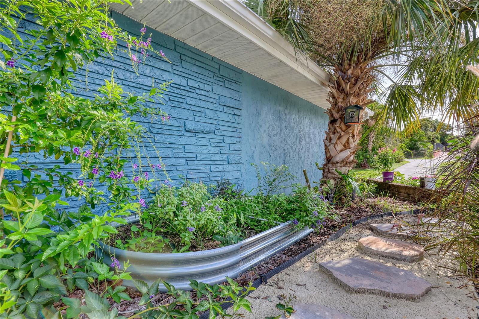 Image 16 of 74 For 470 Carpenter Road