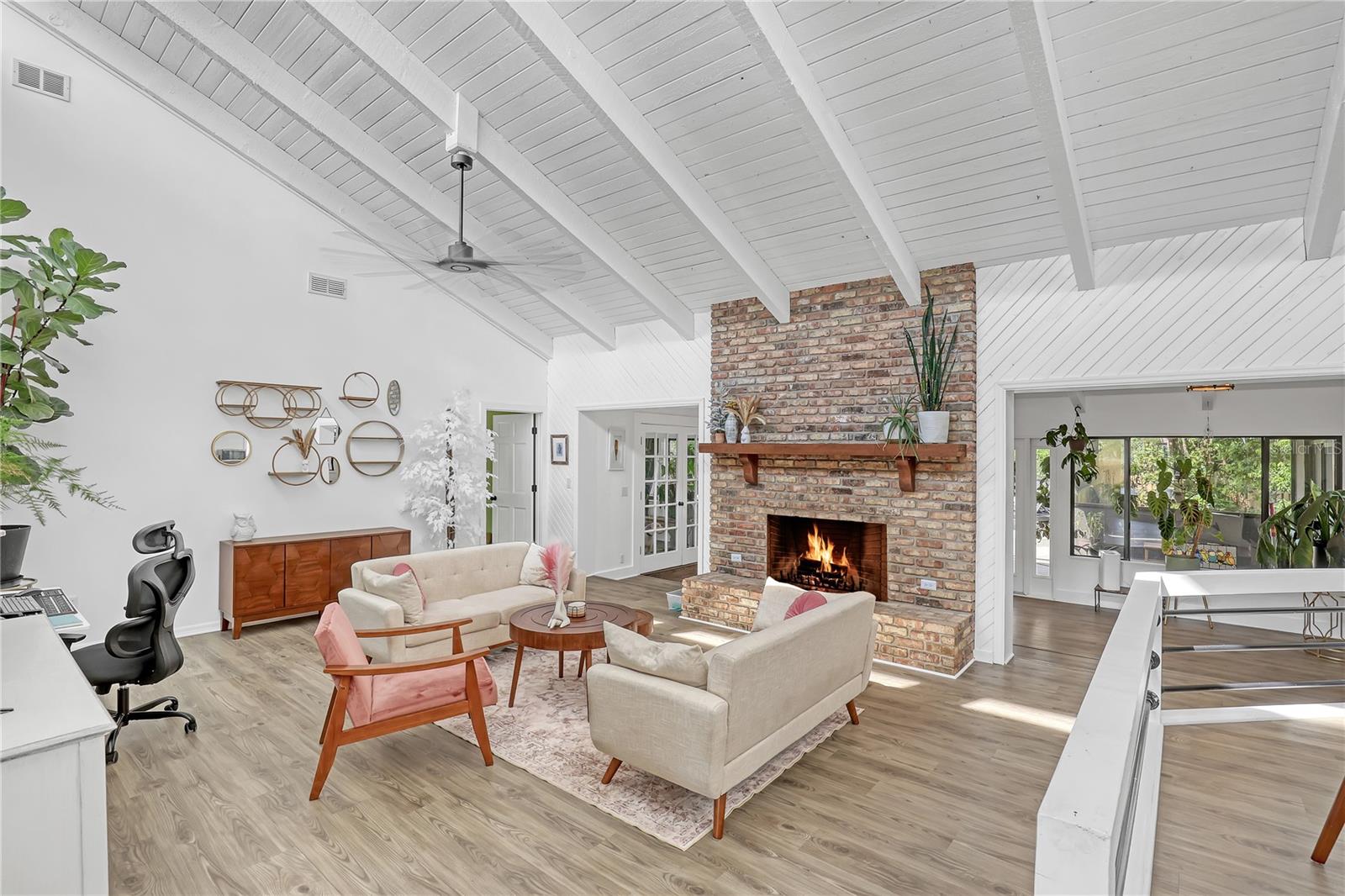 Image 20 of 74 For 470 Carpenter Road