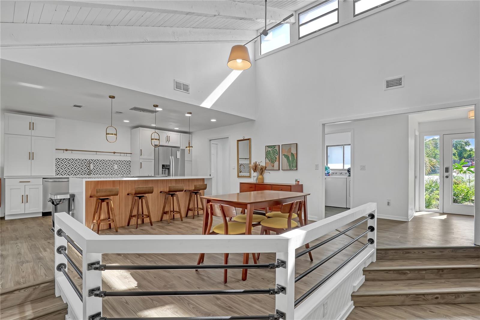 Image 27 of 74 For 470 Carpenter Road