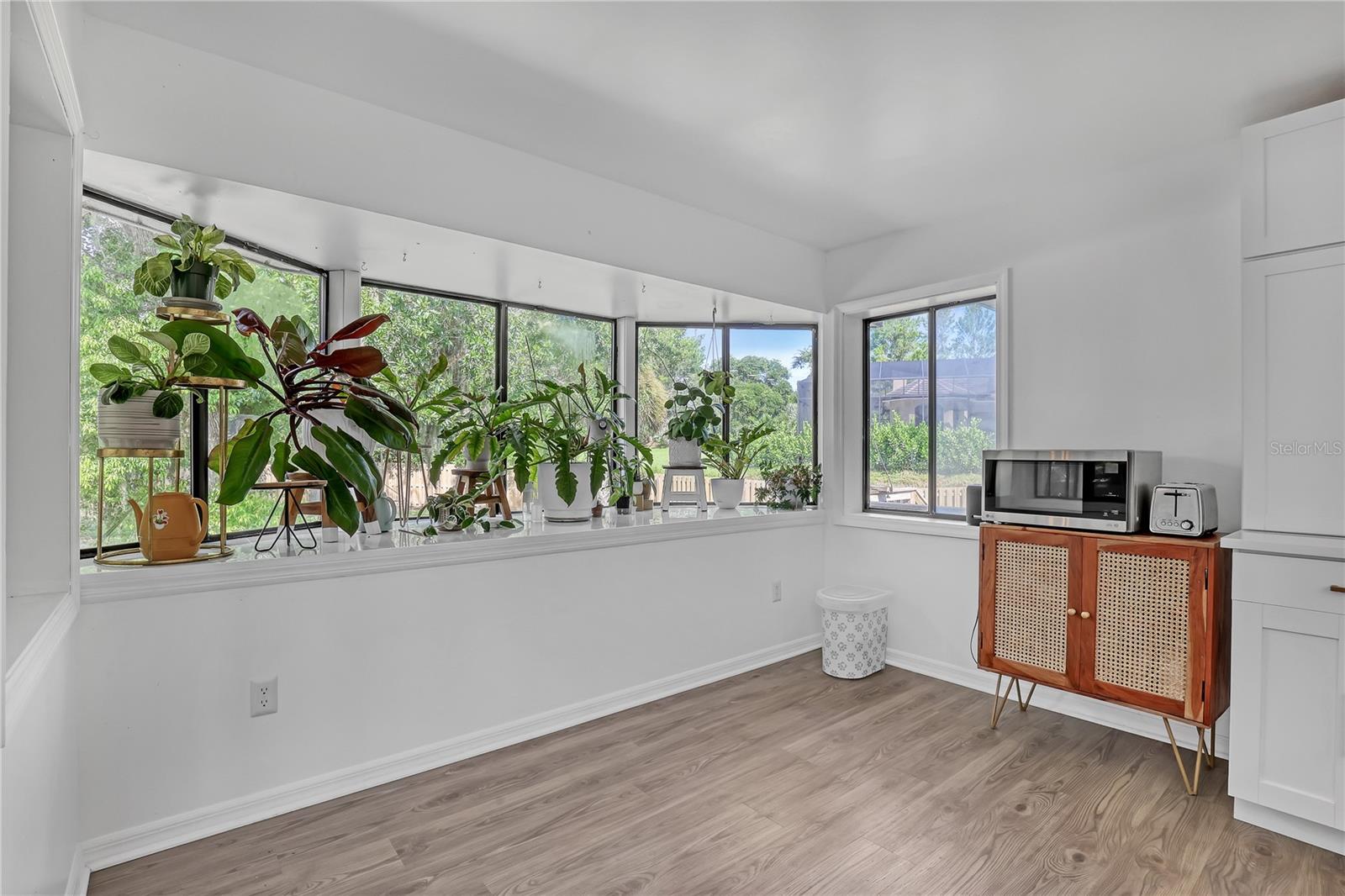 Image 30 of 74 For 470 Carpenter Road