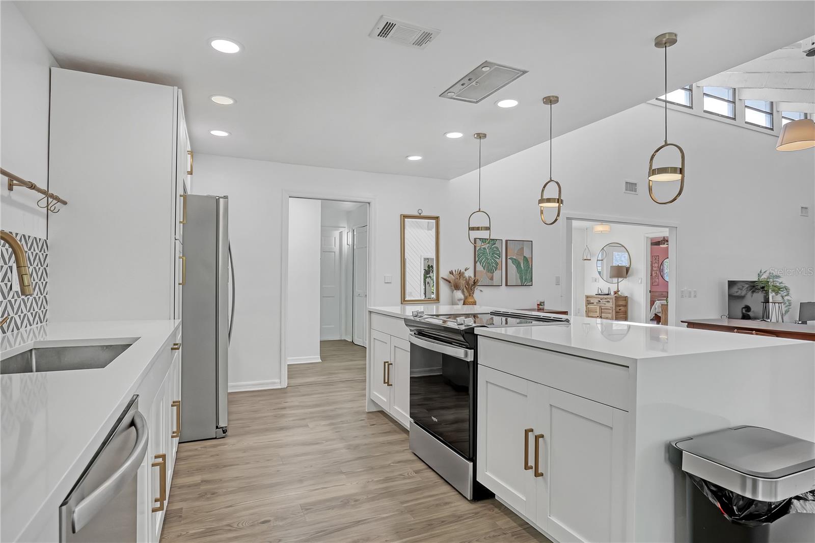 Image 34 of 74 For 470 Carpenter Road