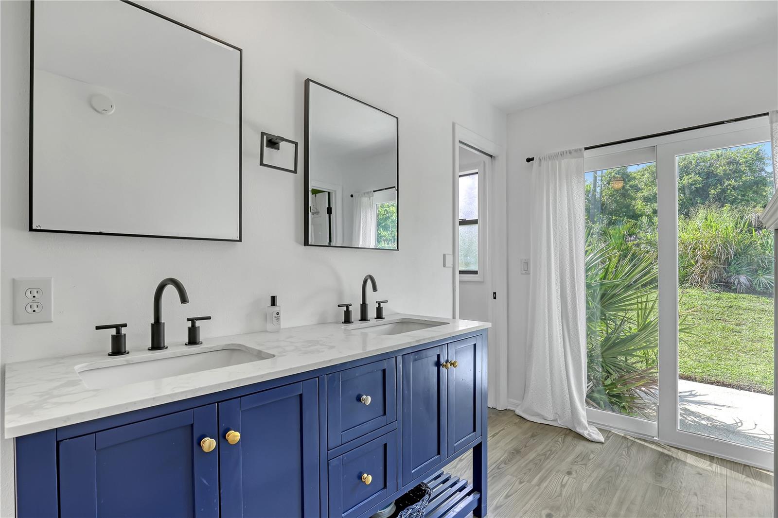 Image 48 of 74 For 470 Carpenter Road