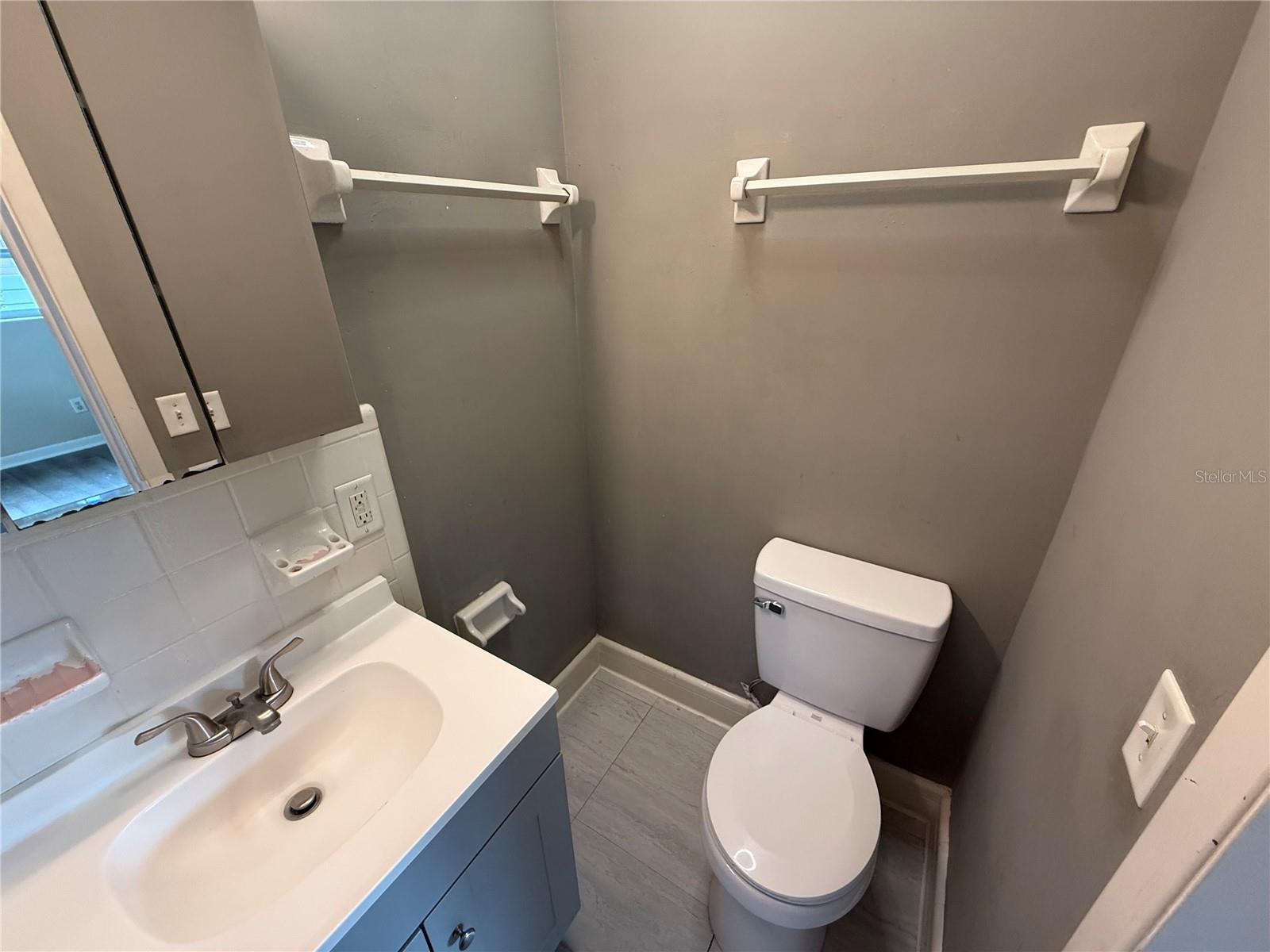 Image 15 of 18 For 127 Palmetto Avenue