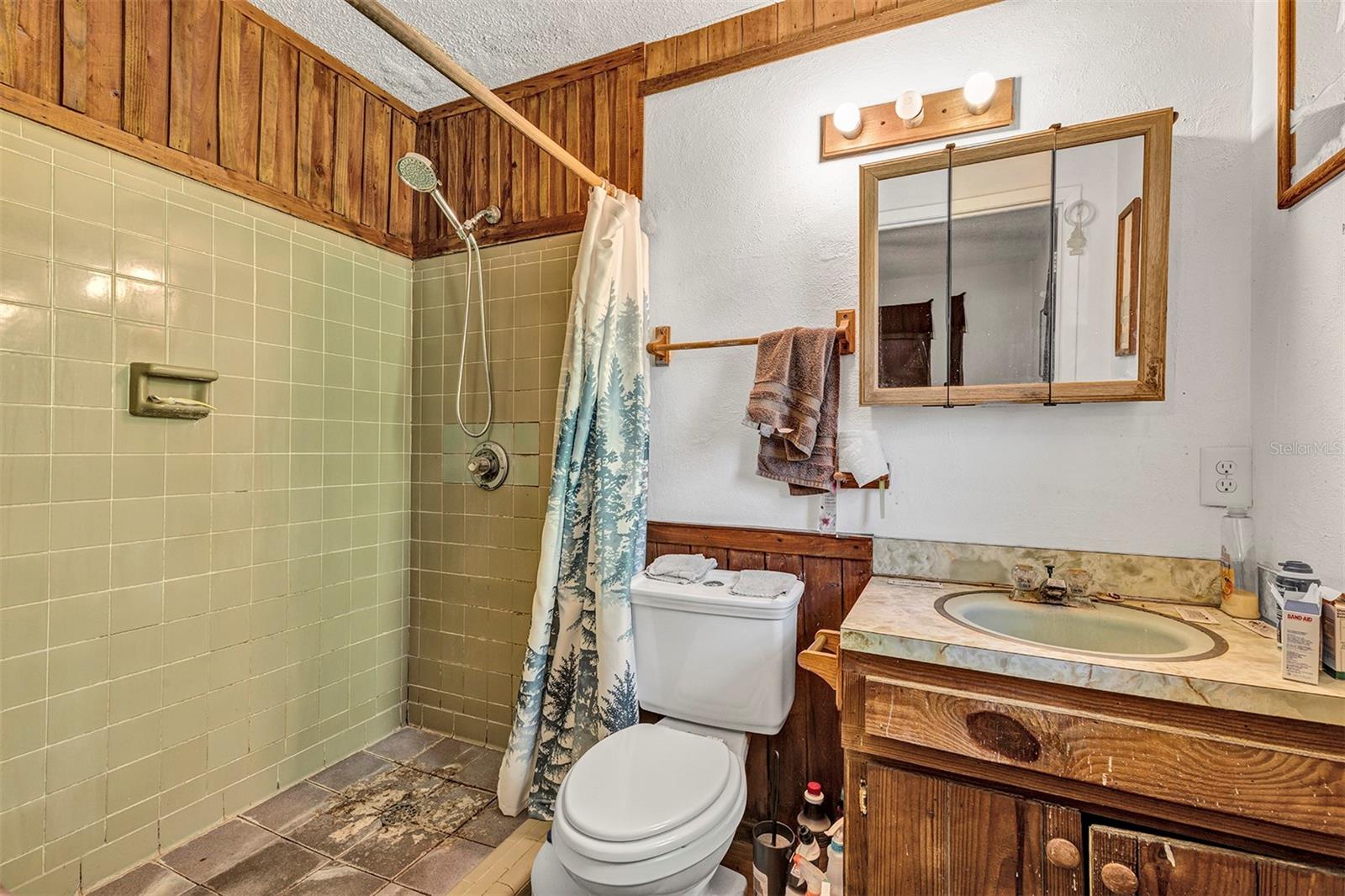 Image 33 of 43 For 140 Buffalo Bluff Road