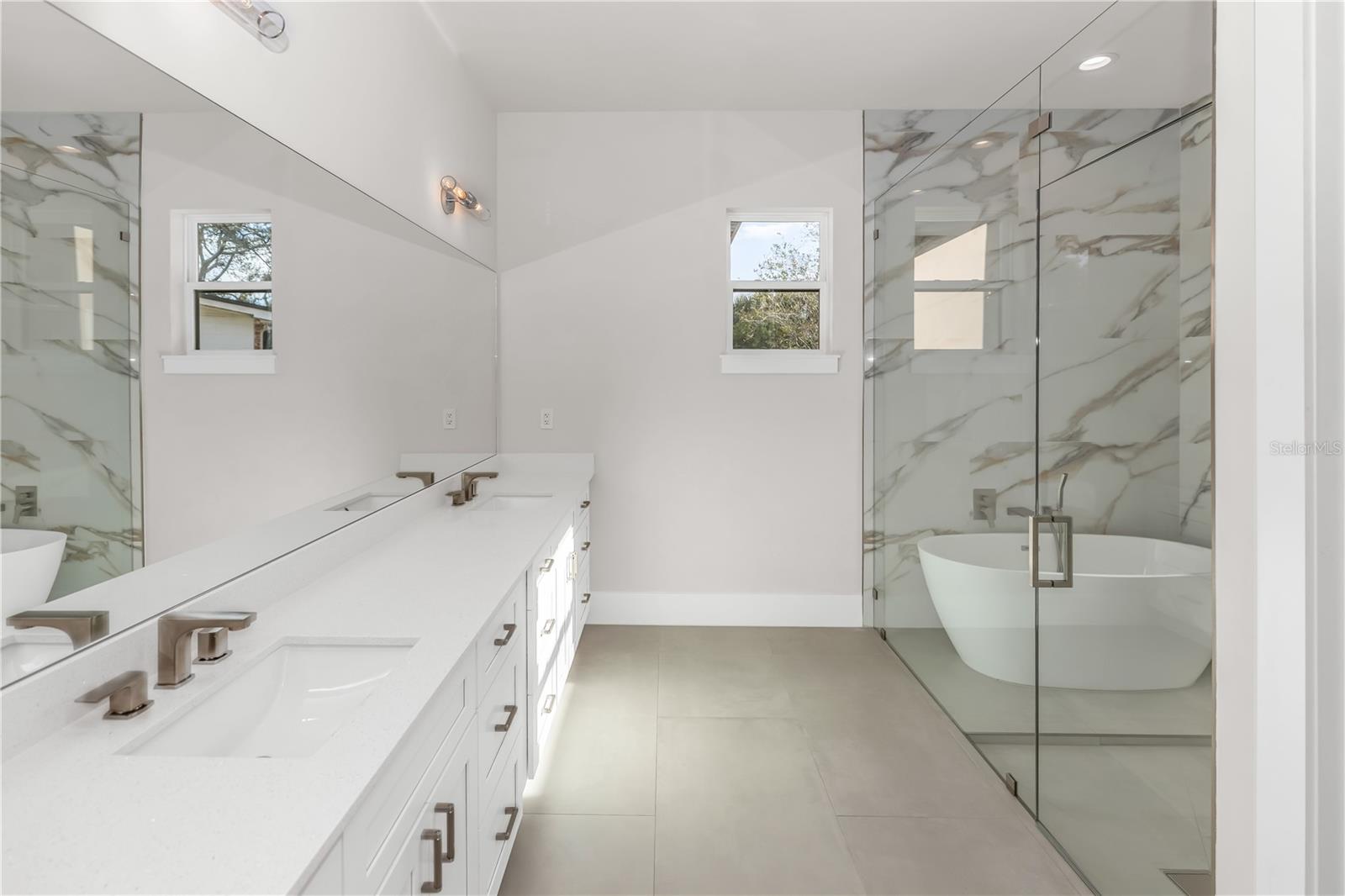 Image 30 of 51 For 102 Bell Place