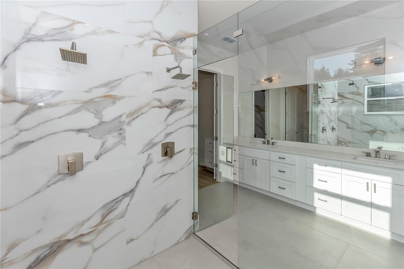 Image 32 of 51 For 102 Bell Place