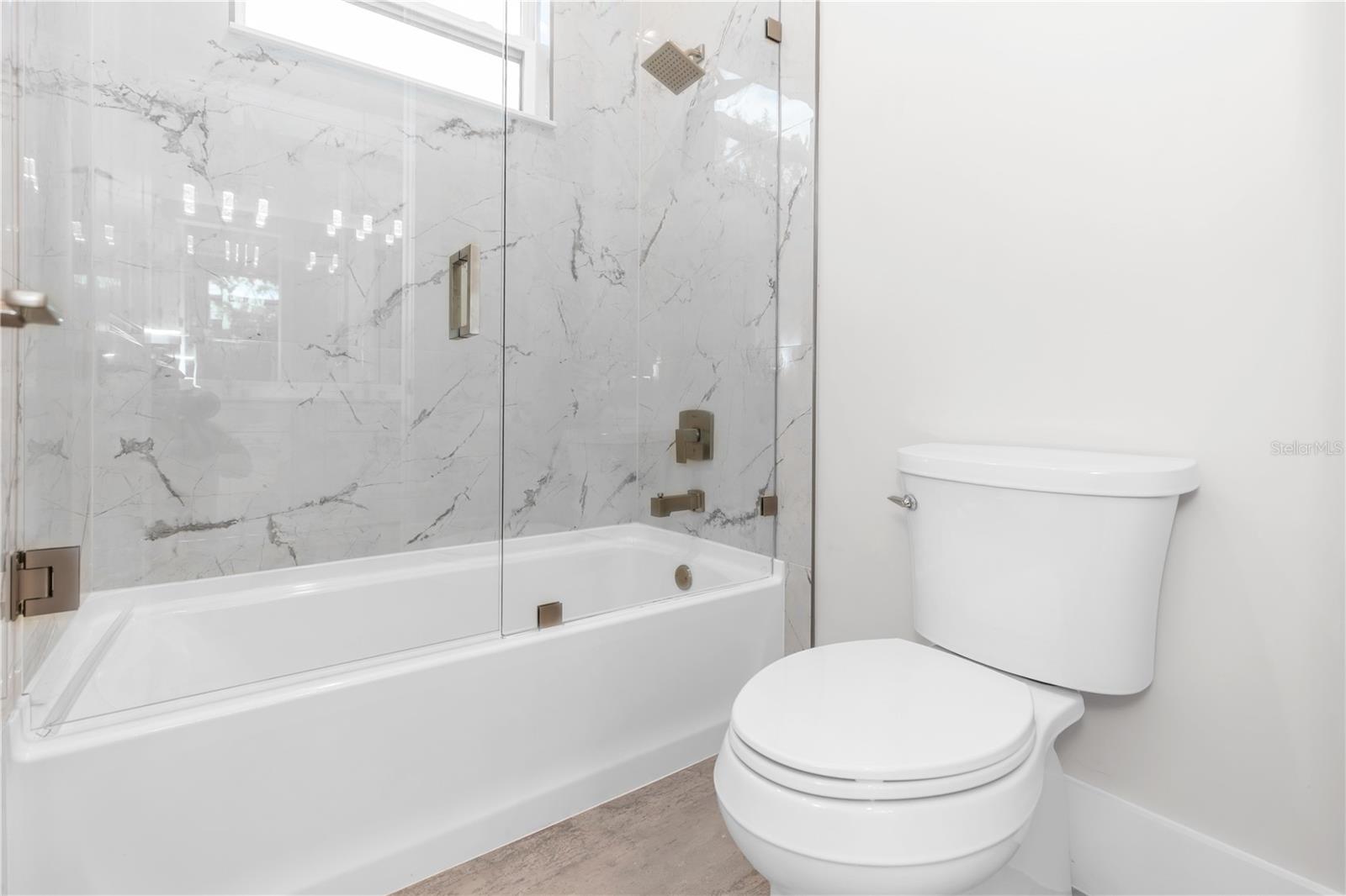 Image 38 of 51 For 102 Bell Place