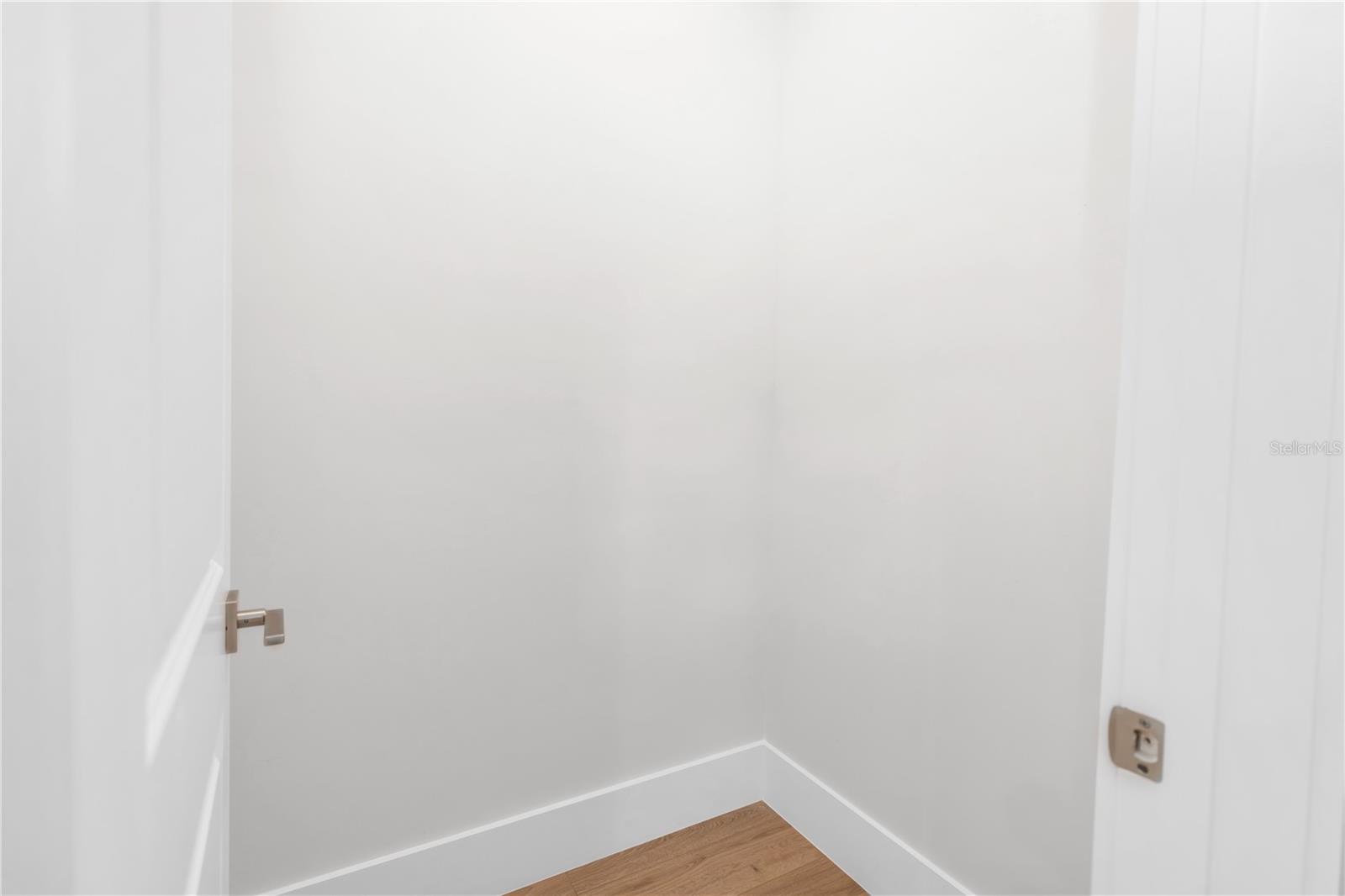 Image 40 of 51 For 102 Bell Place