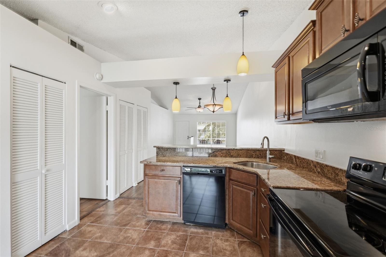 Image 12 of 28 For 5437 Lake Margaret Drive 69