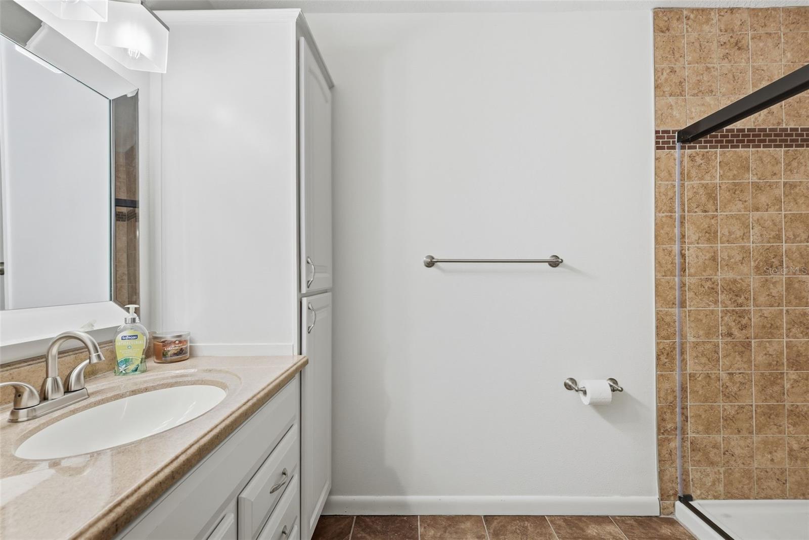 Image 24 of 28 For 5437 Lake Margaret Drive 69