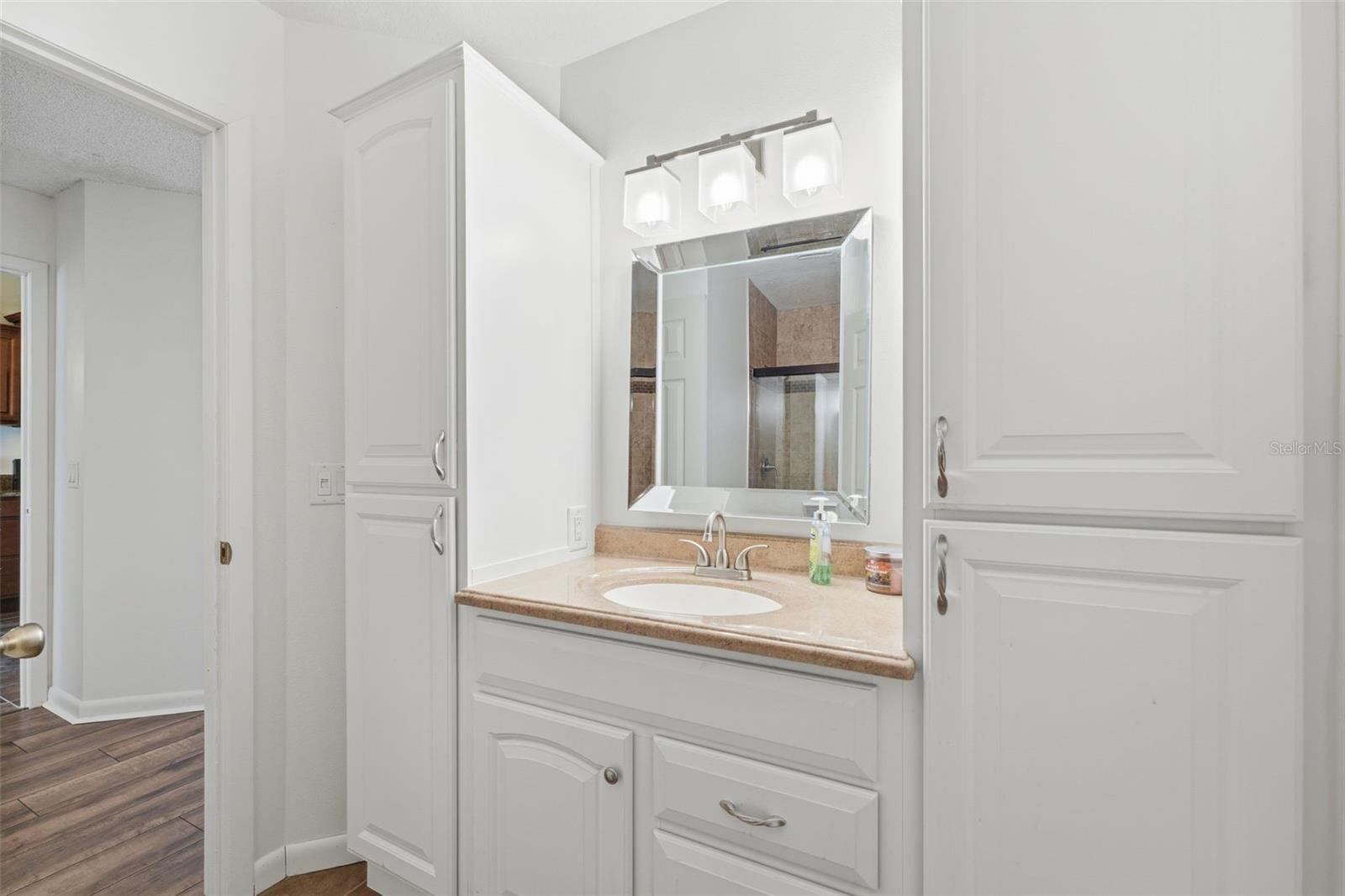 Image 26 of 28 For 5437 Lake Margaret Drive 69