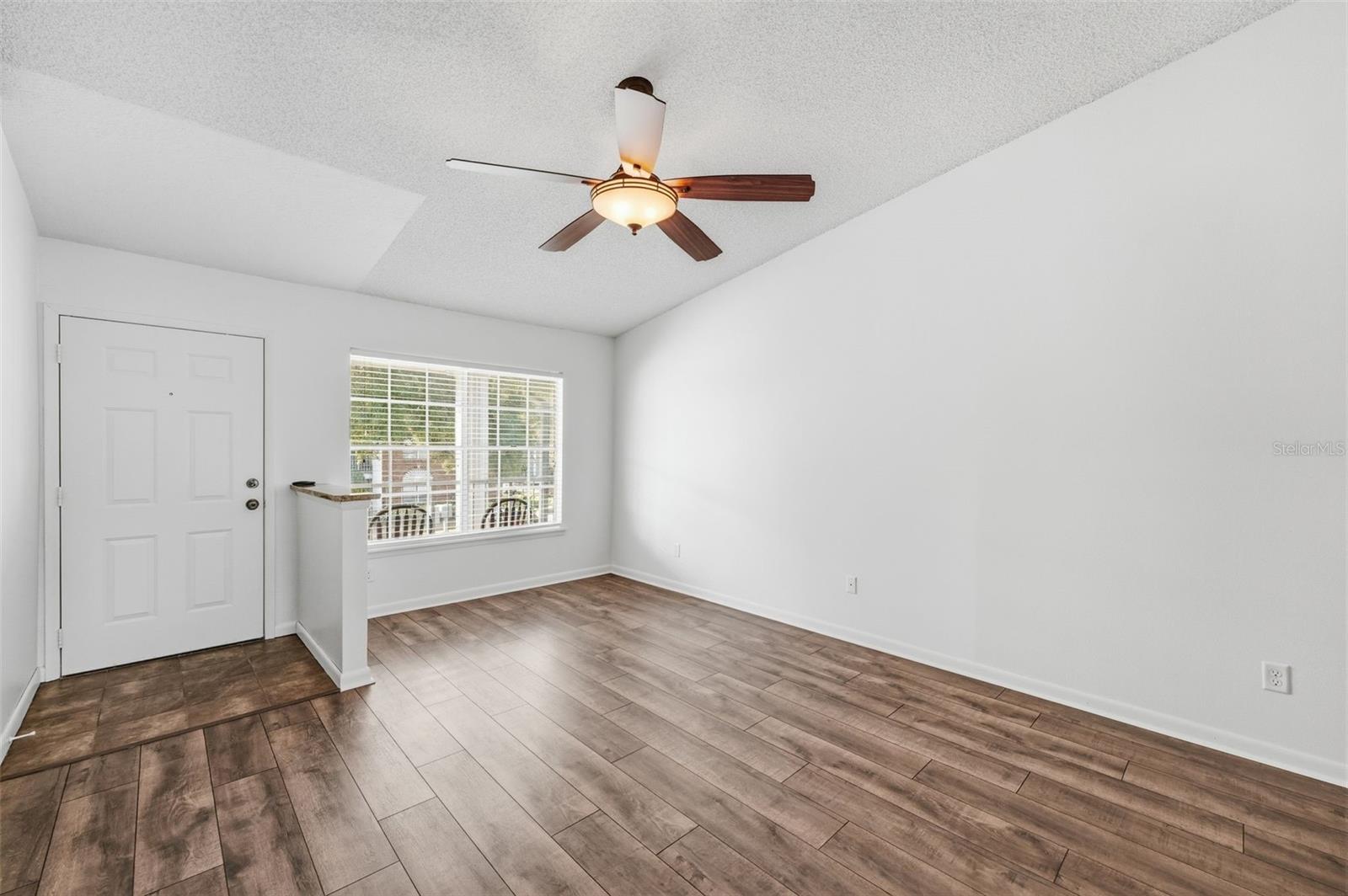 Image 6 of 28 For 5437 Lake Margaret Drive 69