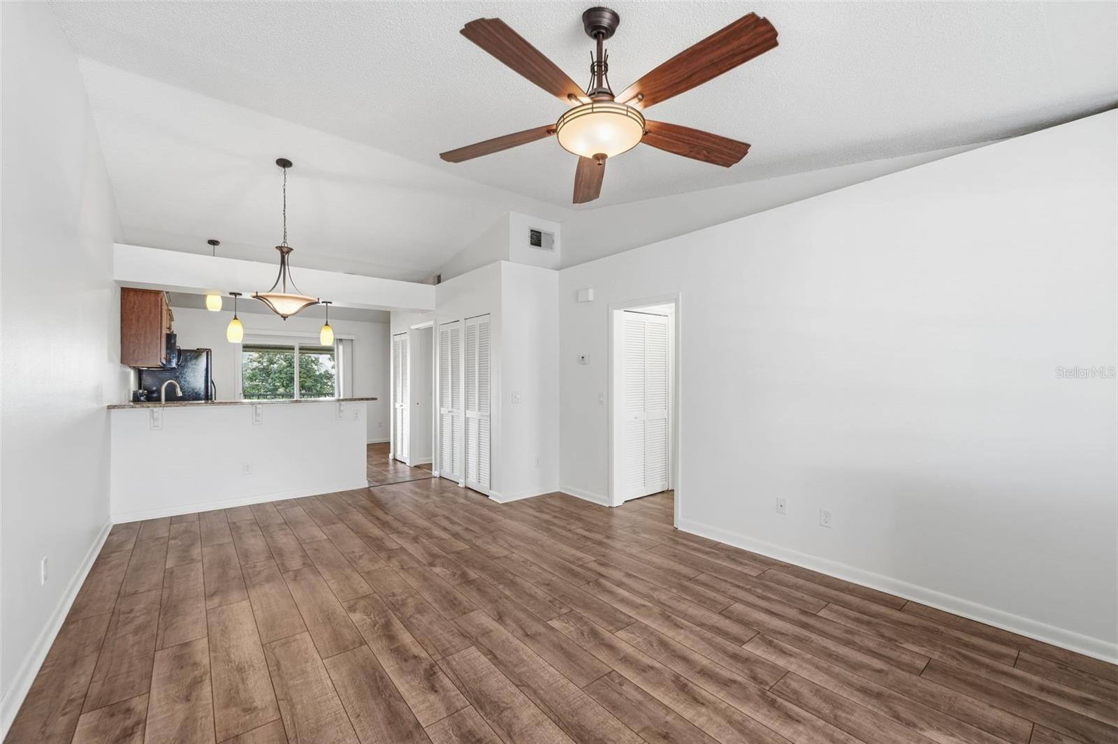 Image 7 of 28 For 5437 Lake Margaret Drive 69