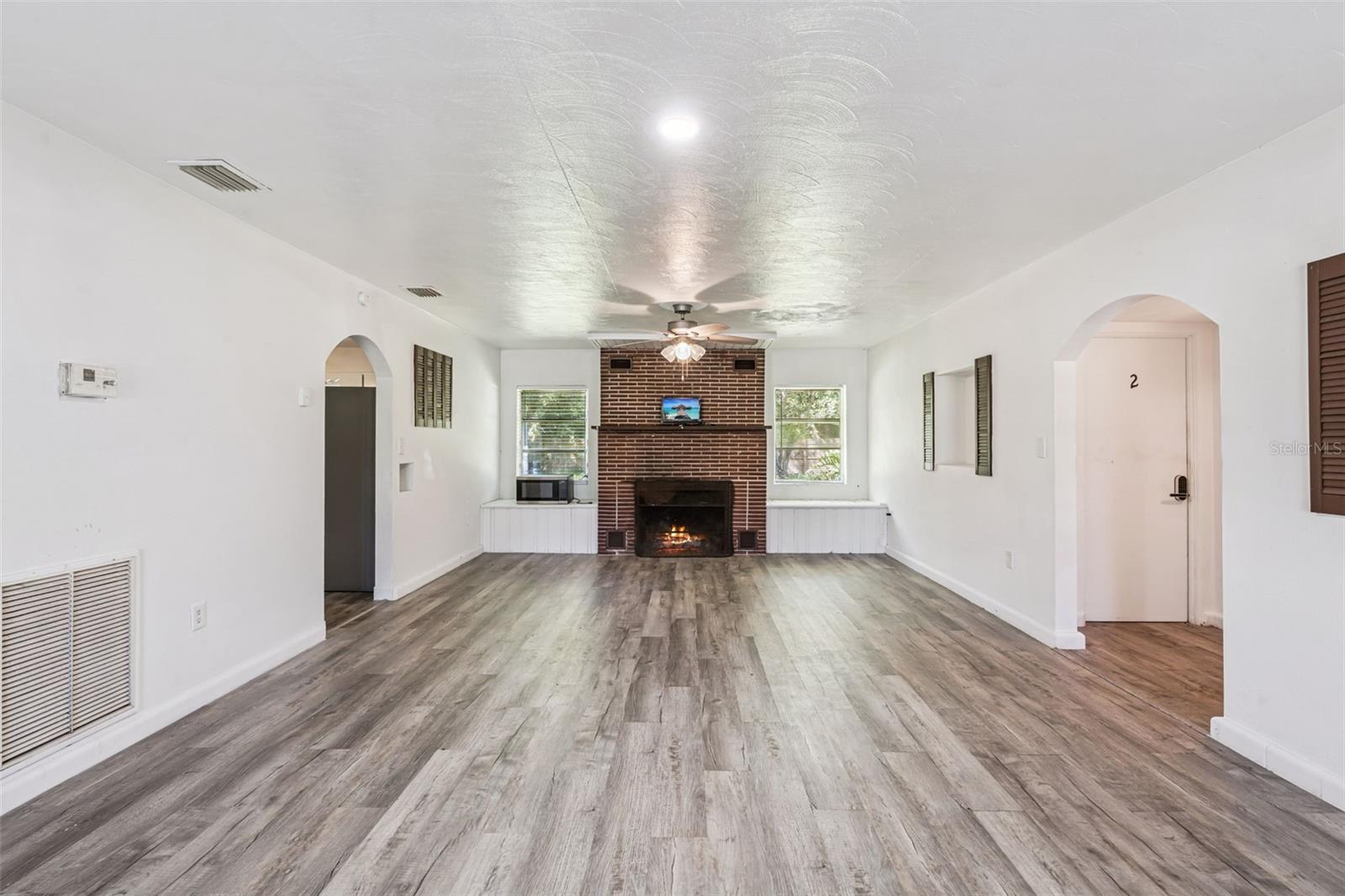 Image 3 of 25 For 9604 4th Avenue