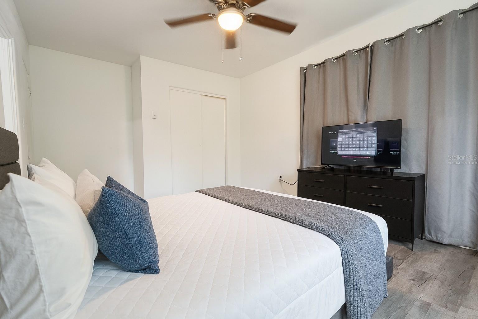 Image 8 of 25 For 9604 4th Avenue