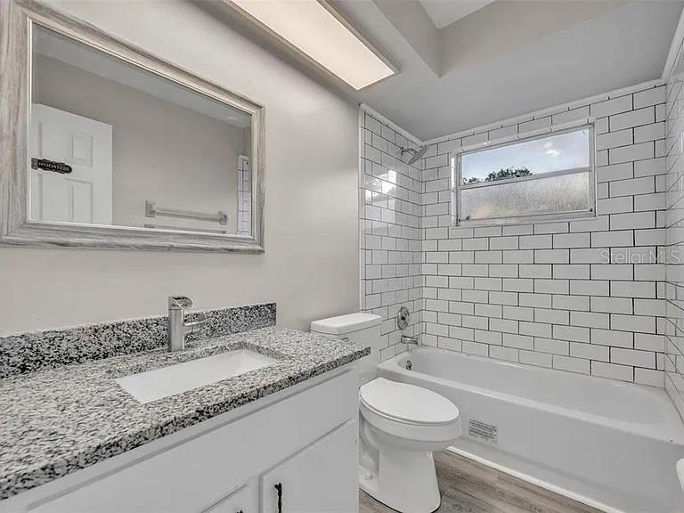 Image 6 of 14 For 2715 Dellwood Drive