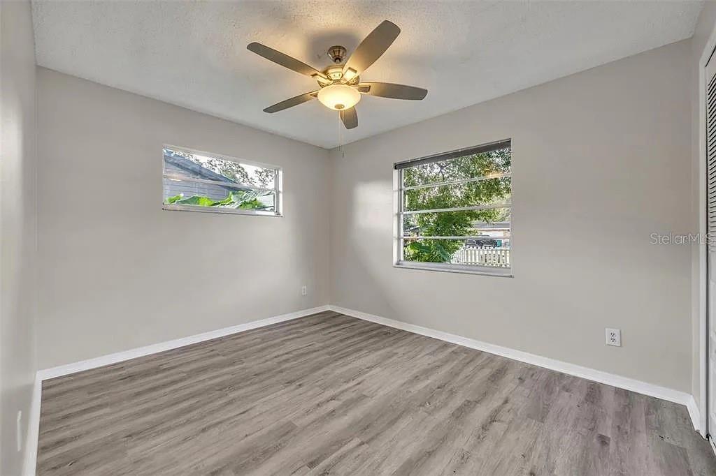 Image 7 of 14 For 2715 Dellwood Drive