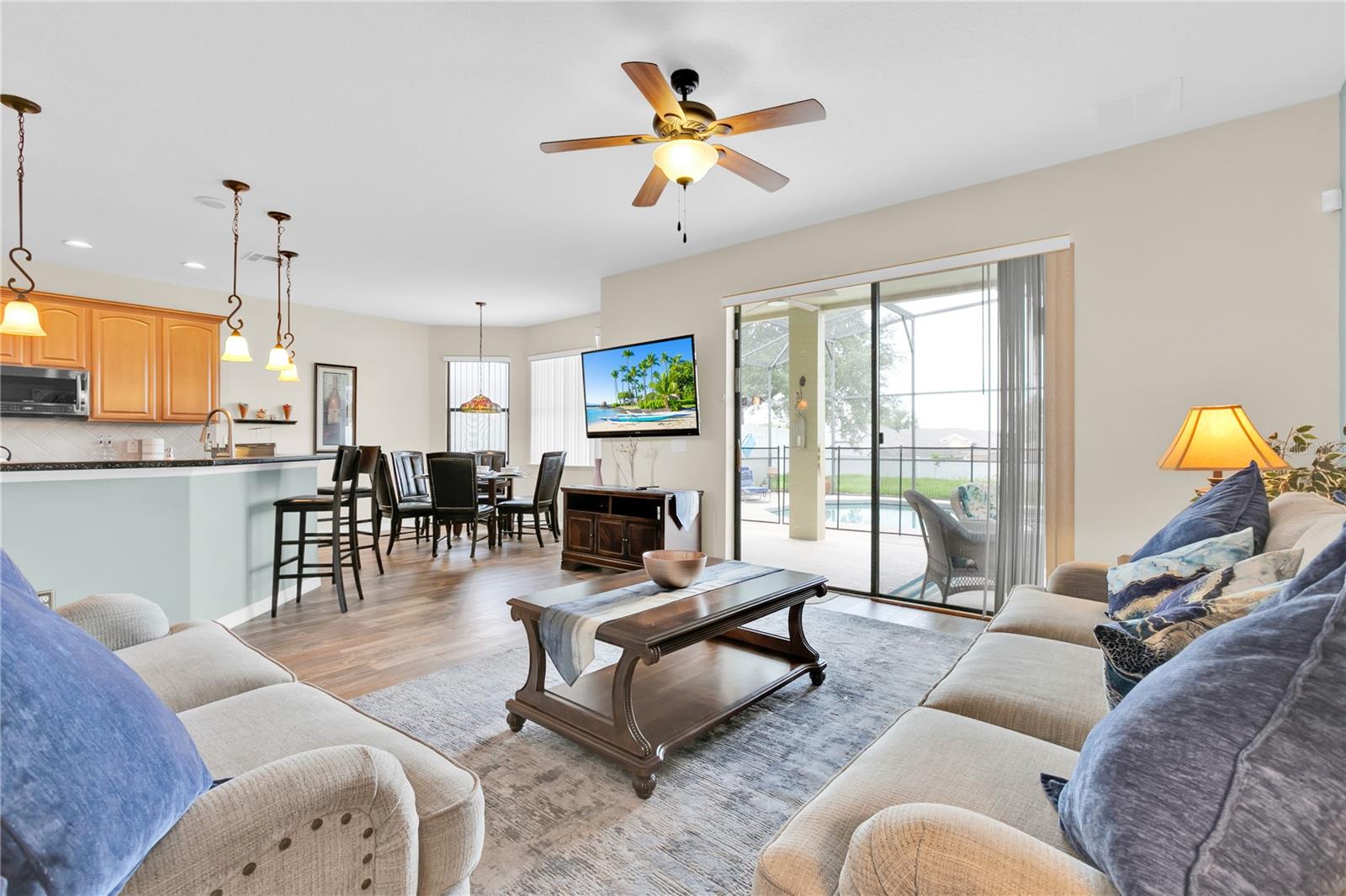 Image 28 of 49 For 155 Waltham Court