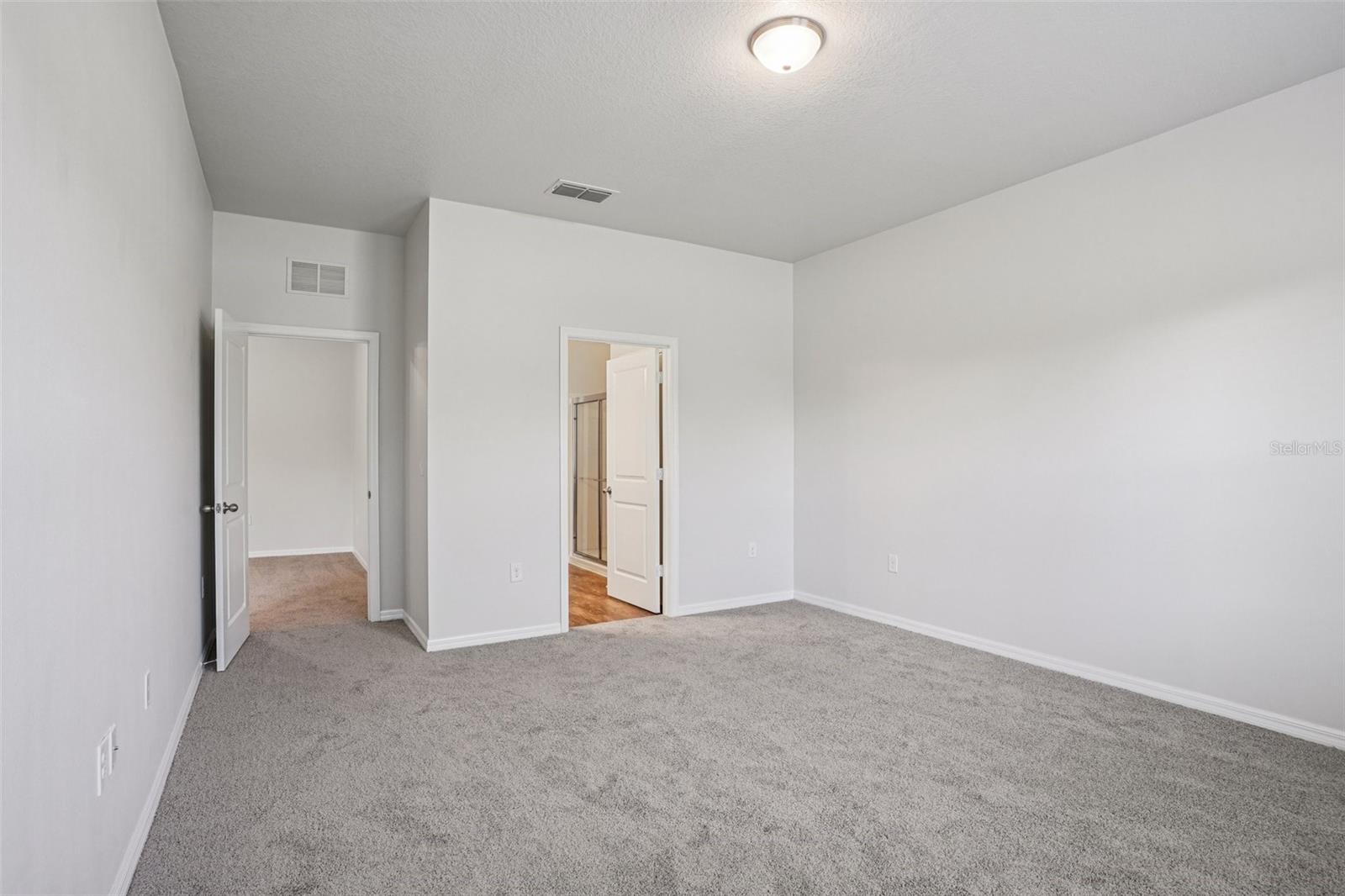 Image 14 of 28 For 3035 Nova Scotia Way