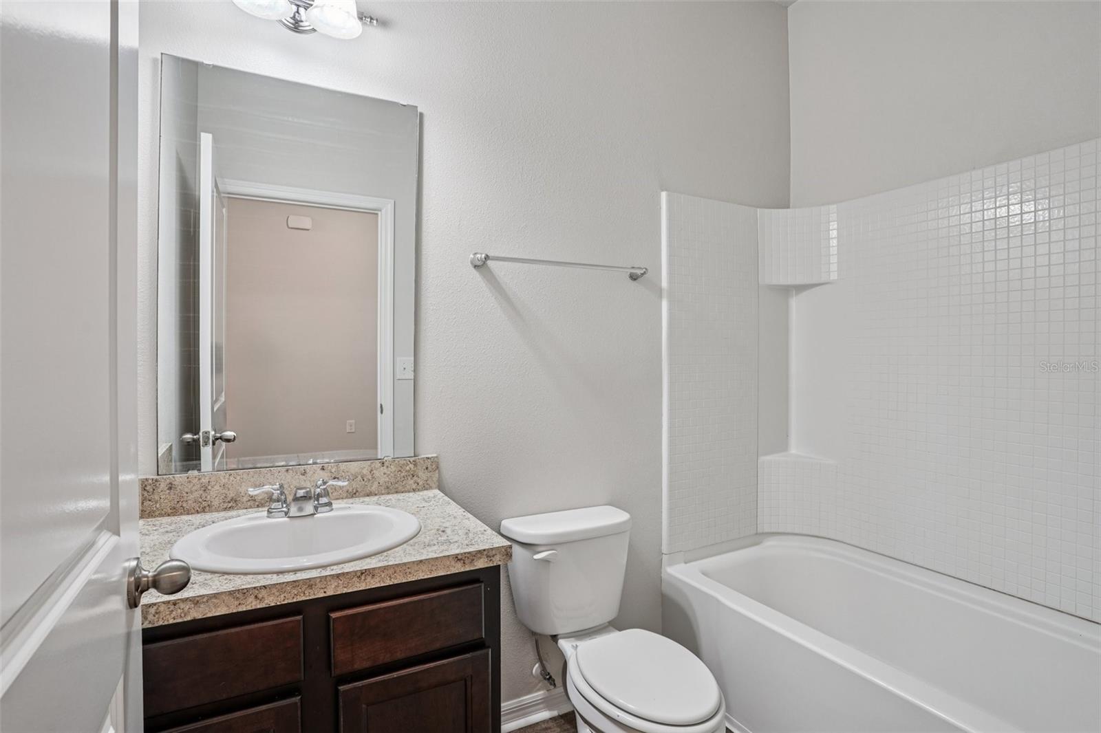 Image 20 of 28 For 3035 Nova Scotia Way