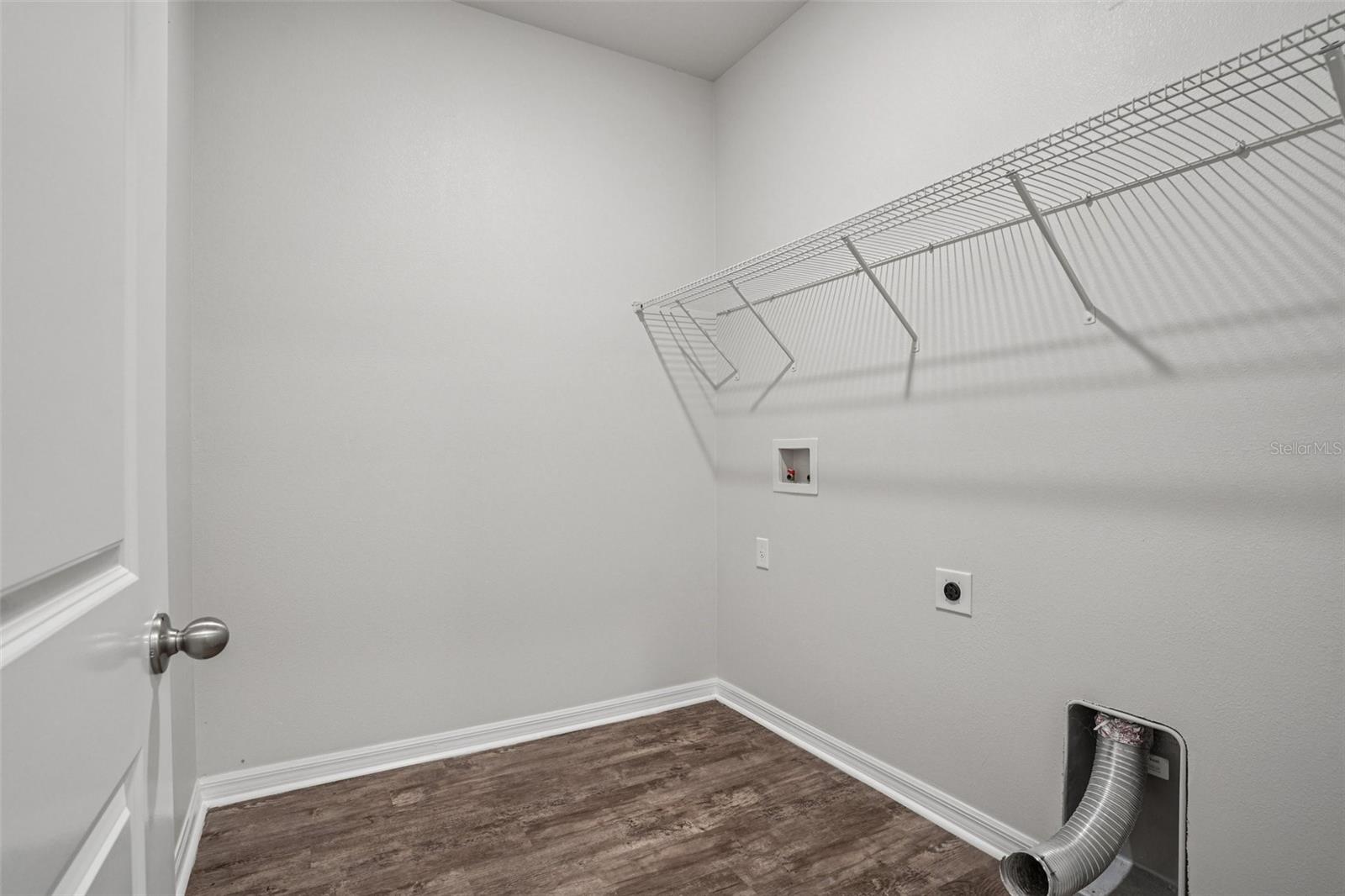 Image 23 of 28 For 3035 Nova Scotia Way