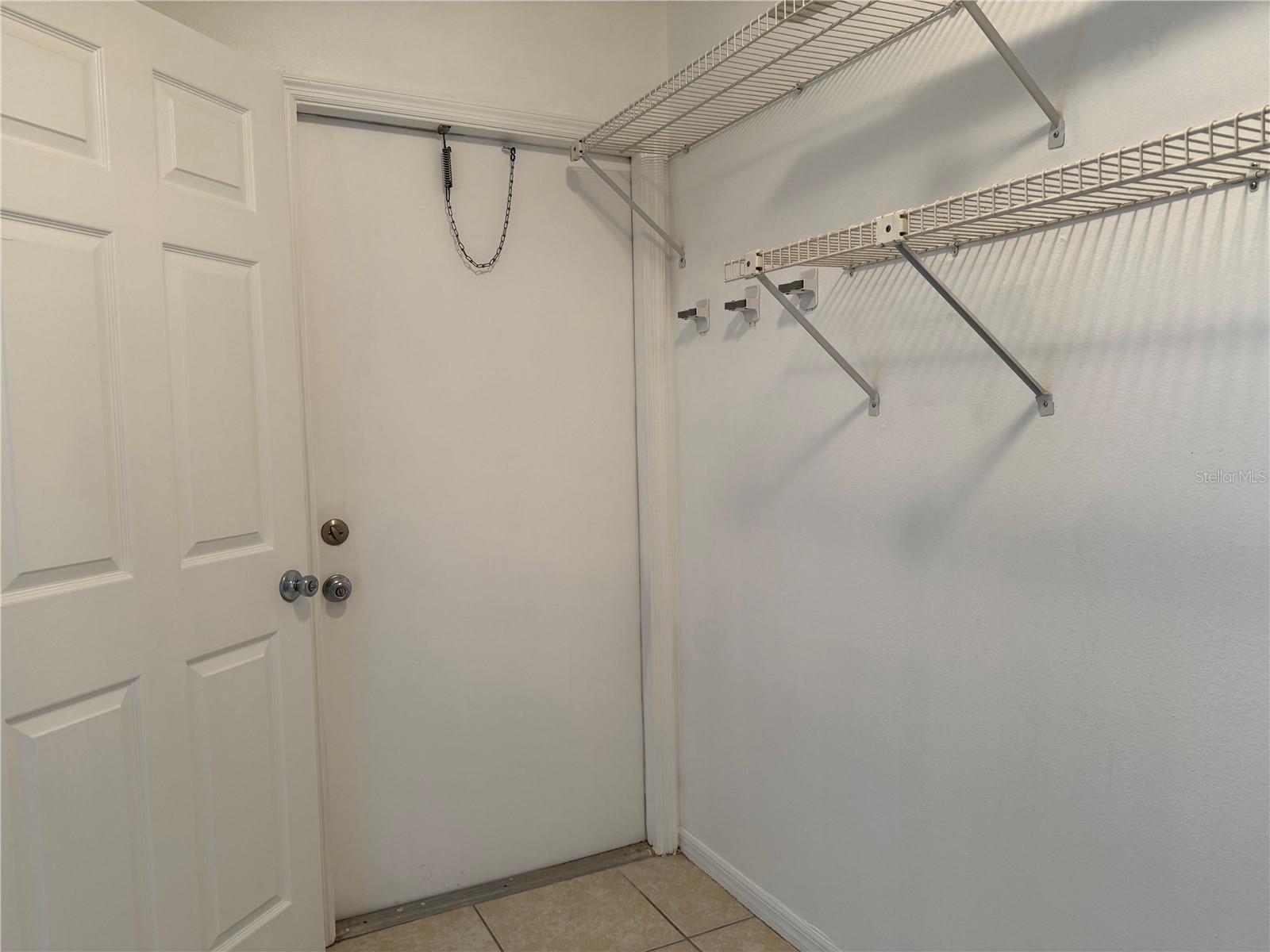 Image 21 of 31 For 7870 Brockwood Circle