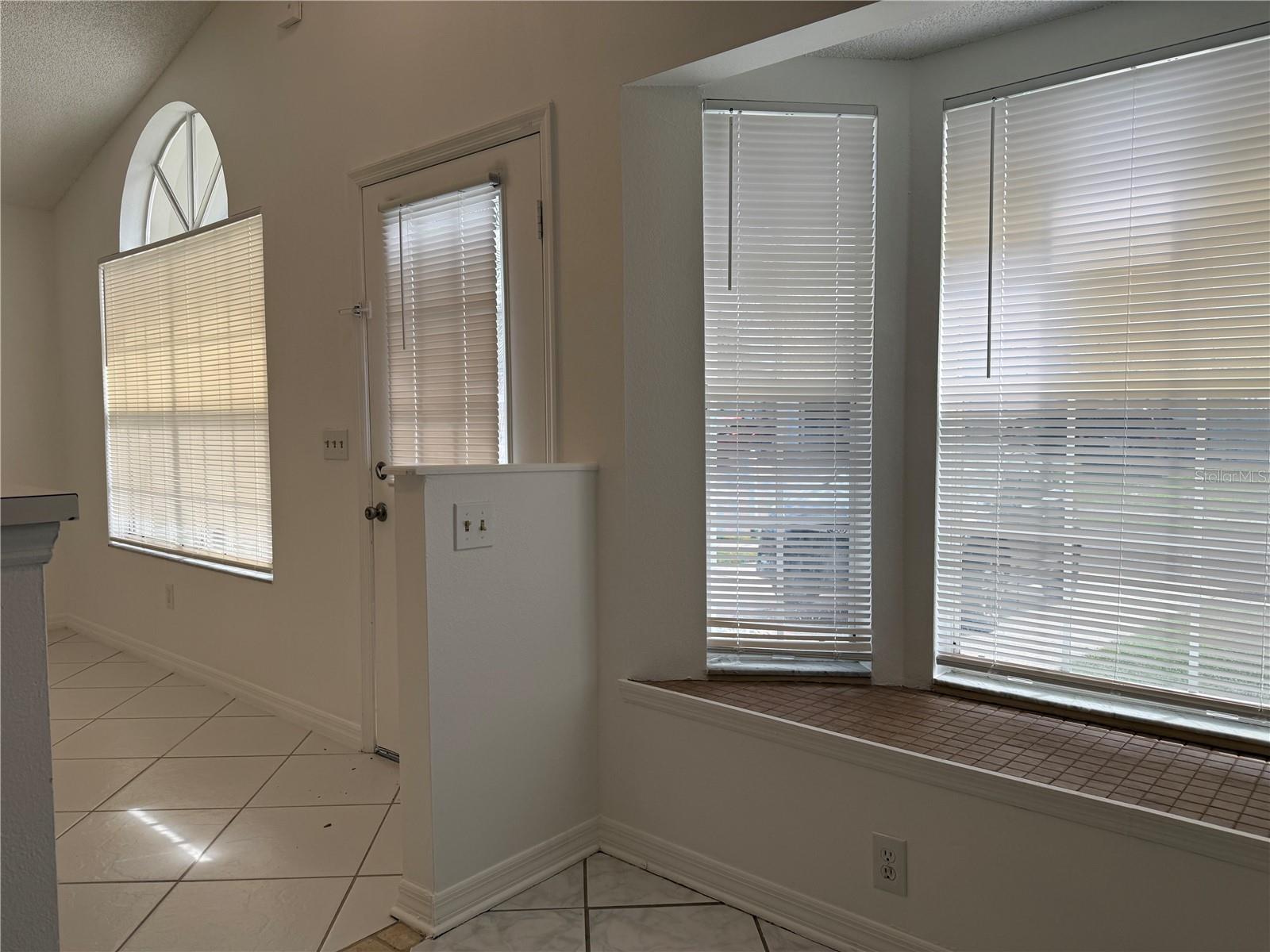 Image 6 of 31 For 7870 Brockwood Circle