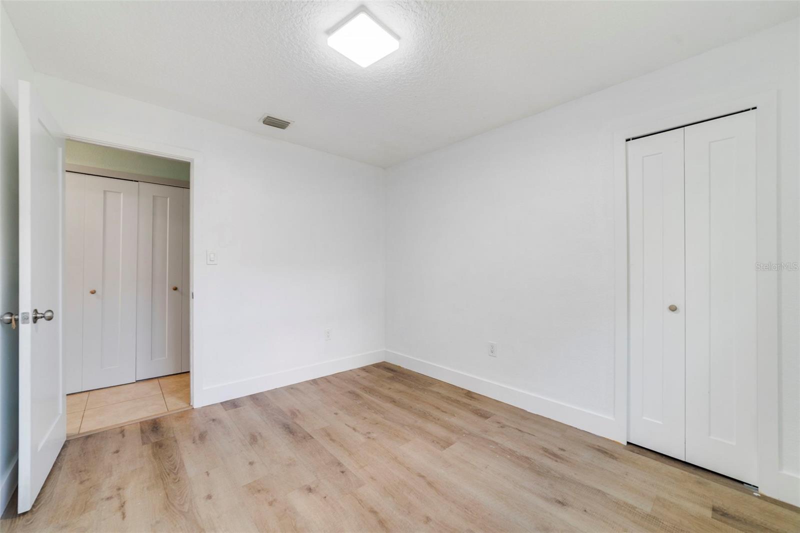 Image 11 of 25 For 449 Citadel Drive