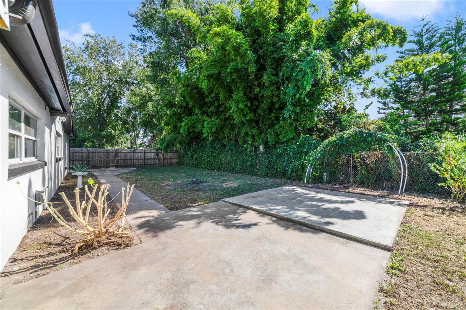 Image 18 of 25 For 449 Citadel Drive