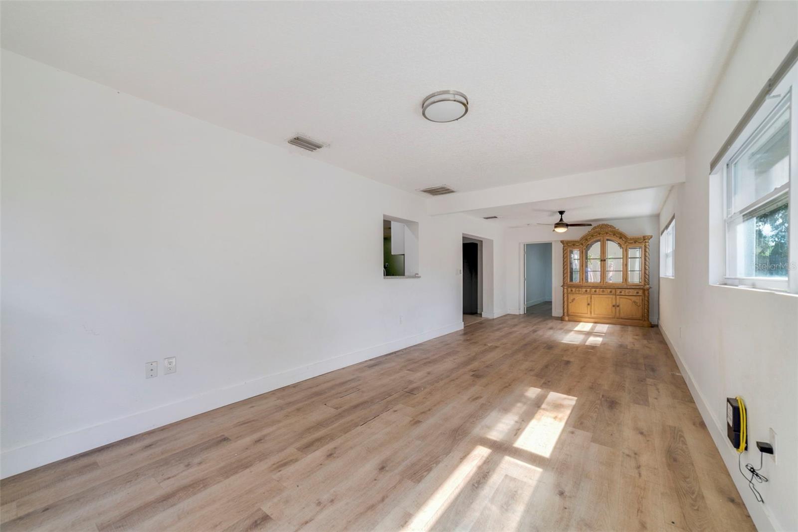 Image 23 of 25 For 449 Citadel Drive