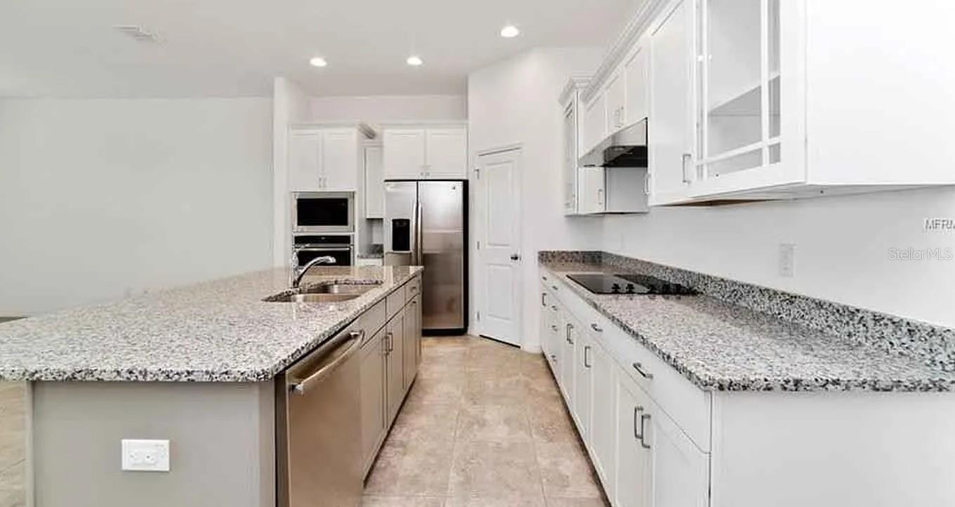 Image 2 of 4 For 5305 Jubiloso Drive