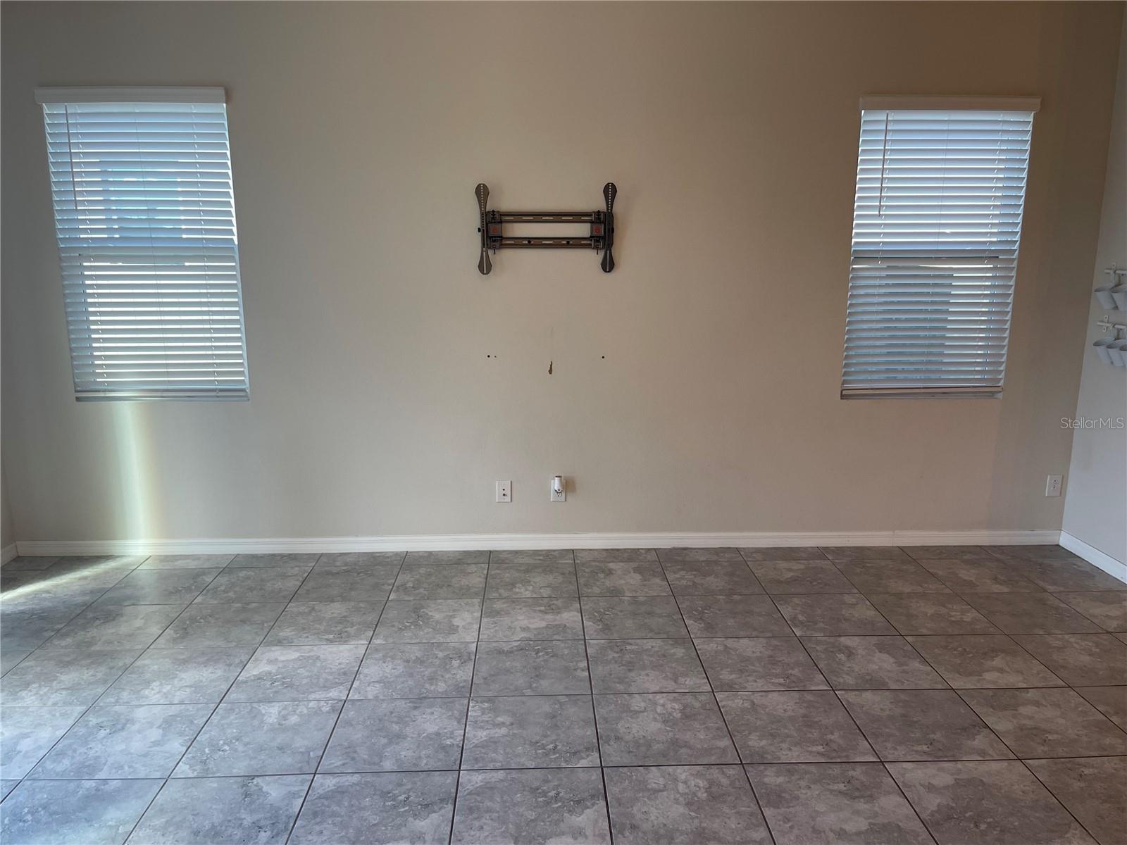 Image 8 of 24 For 5305 Jubiloso Drive