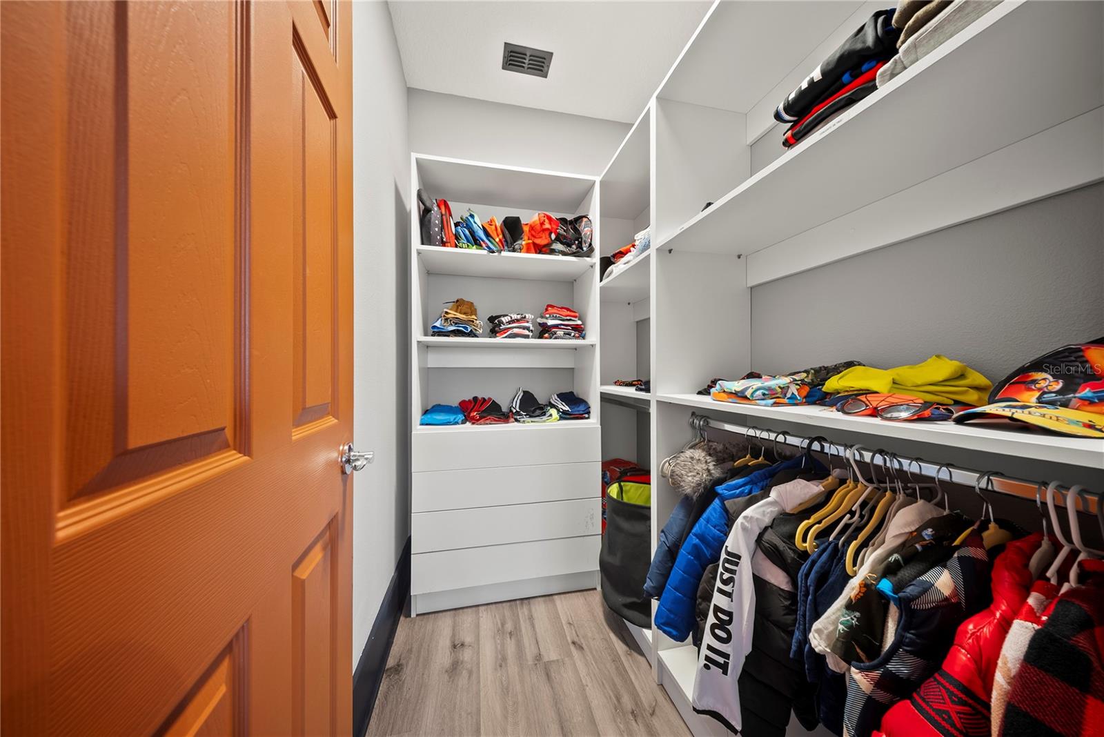 Image 31 of 56 For 9453 Prince Harry Drive