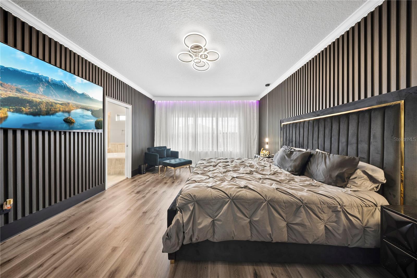 Image 41 of 56 For 9453 Prince Harry Drive